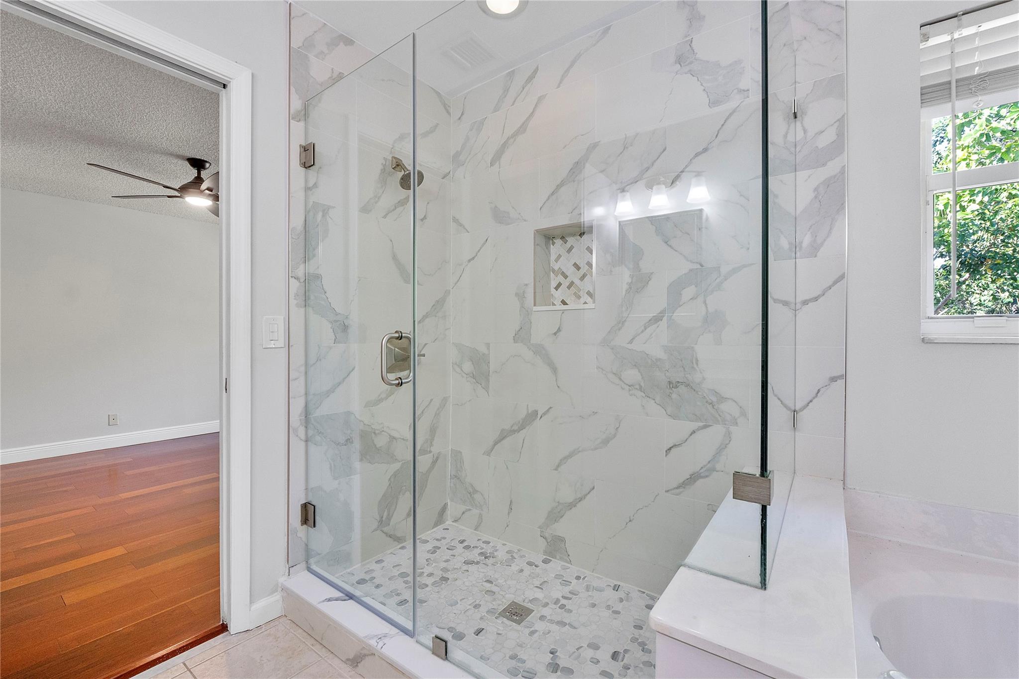 Oak Wood - Residential