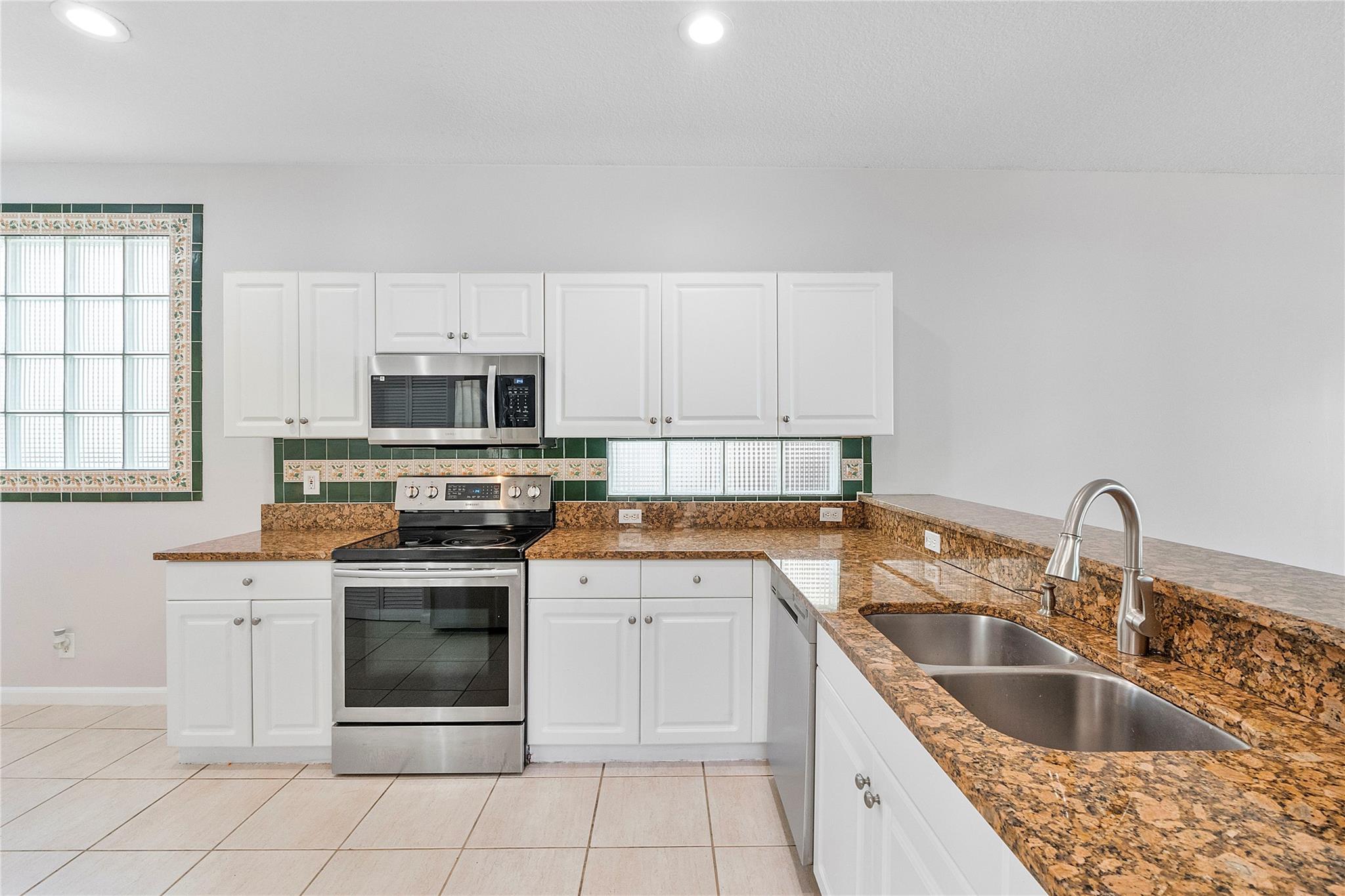 Oak Wood - Residential