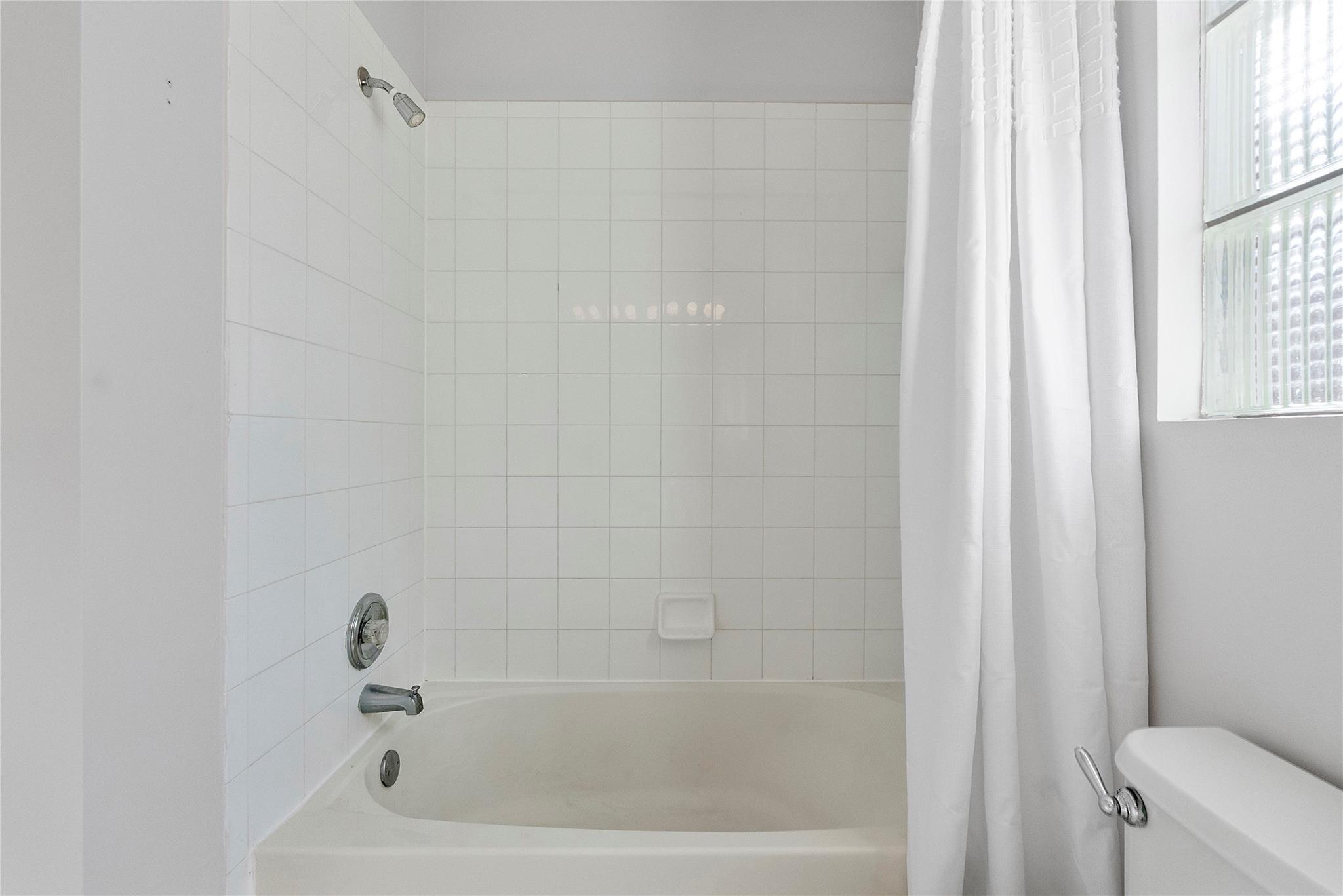 Oak Wood - Residential