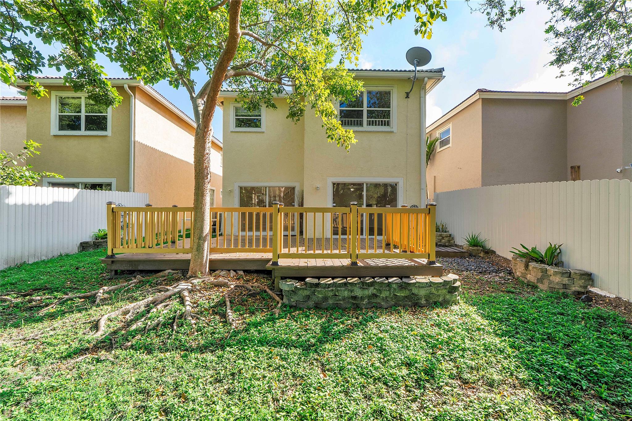 Oak Wood - Residential