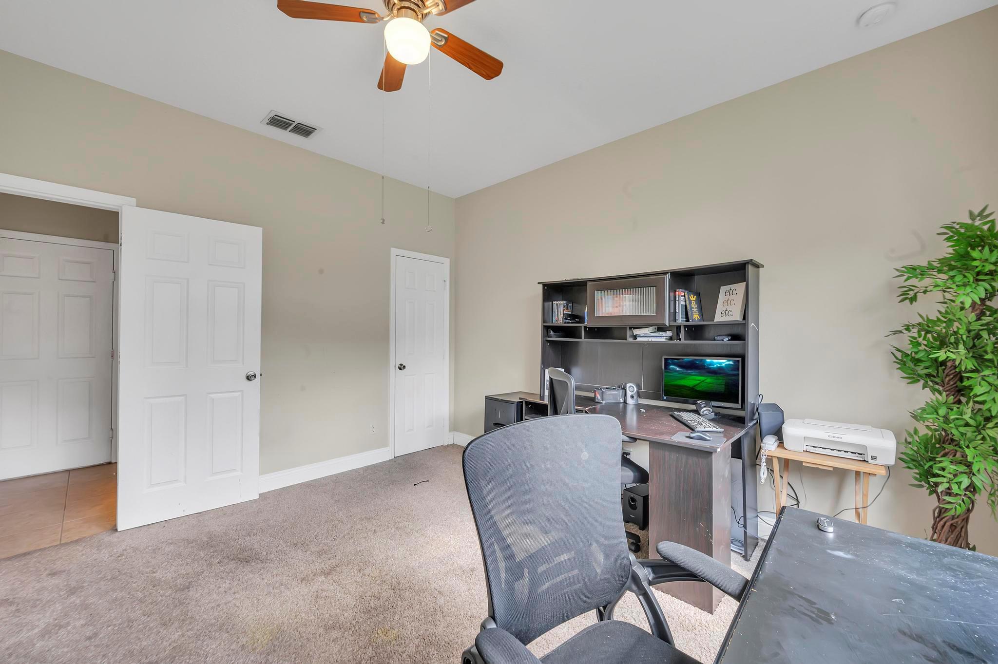 PORT ST LUCIE SECTION 46 1ST REPLAT - Residential