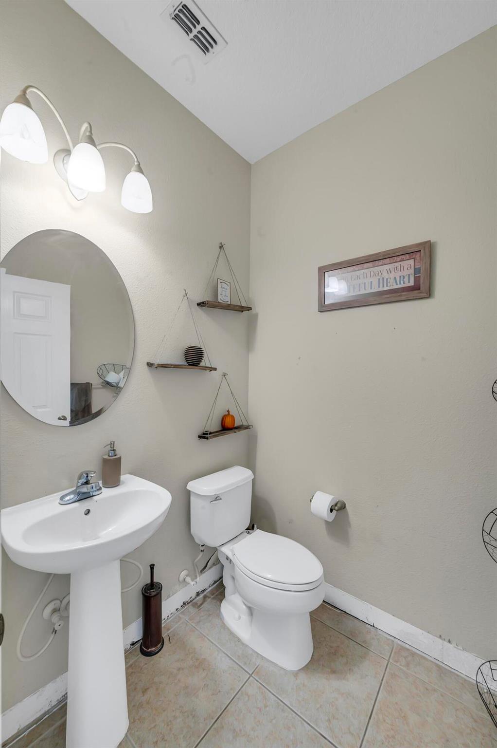 PORT ST LUCIE SECTION 46 1ST REPLAT - Residential