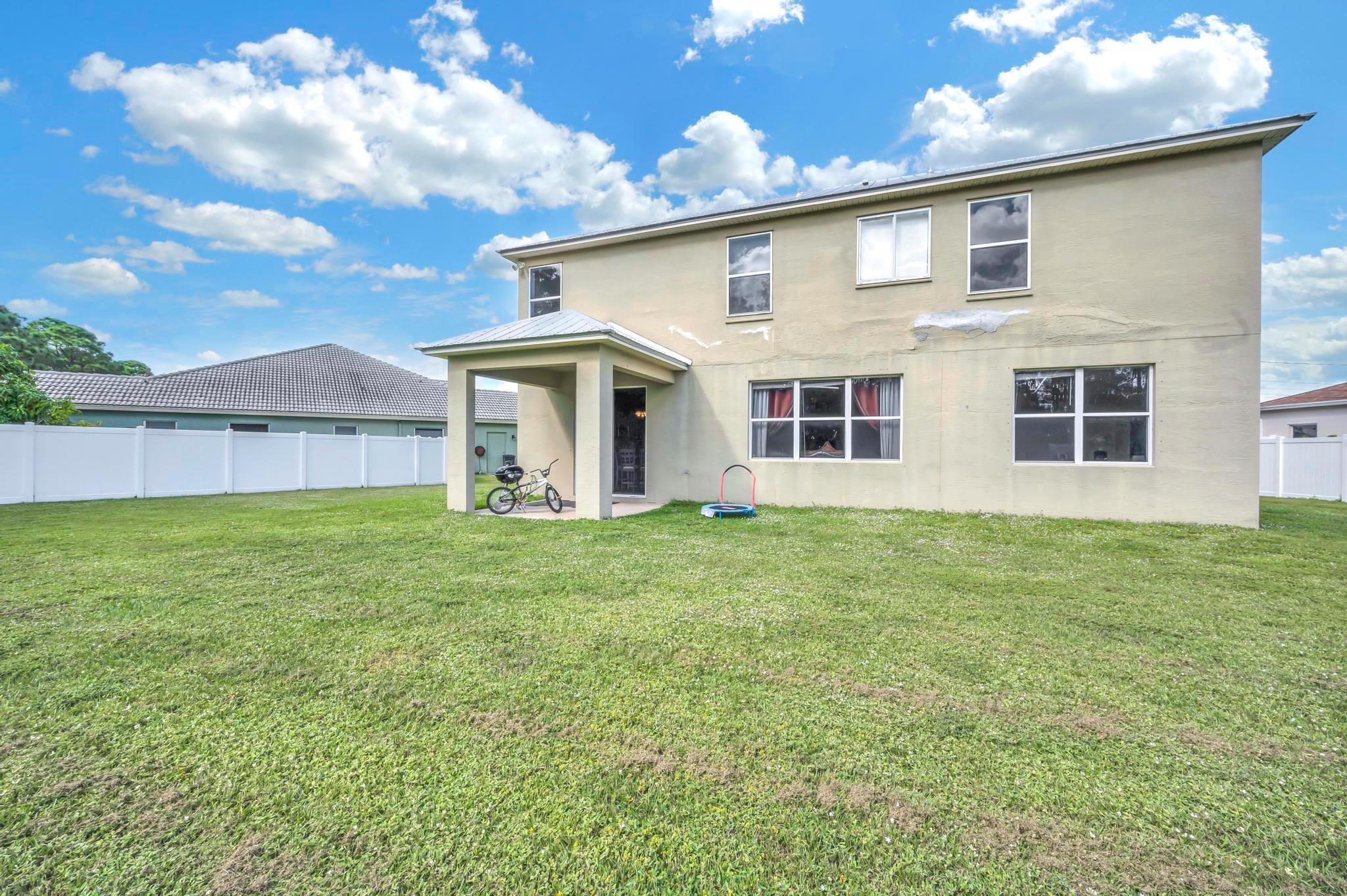 PORT ST LUCIE SECTION 46 1ST REPLAT - Residential