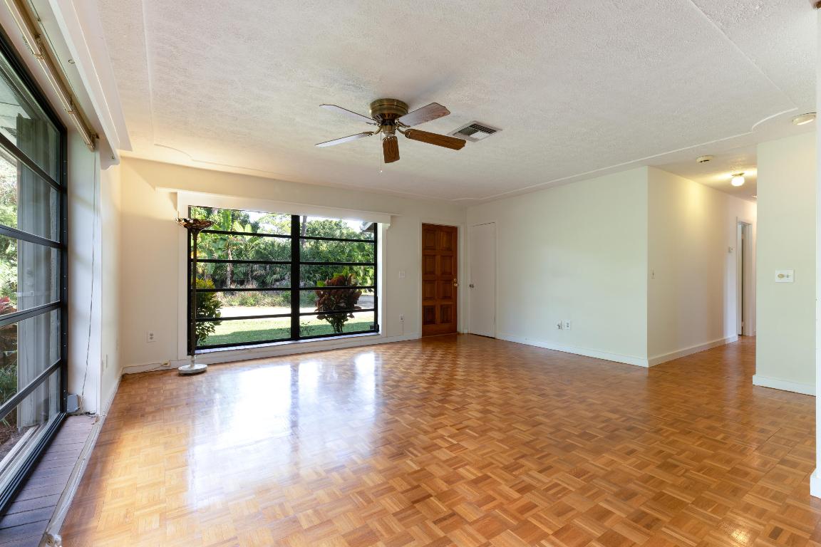 THE ACREAGE - Residential