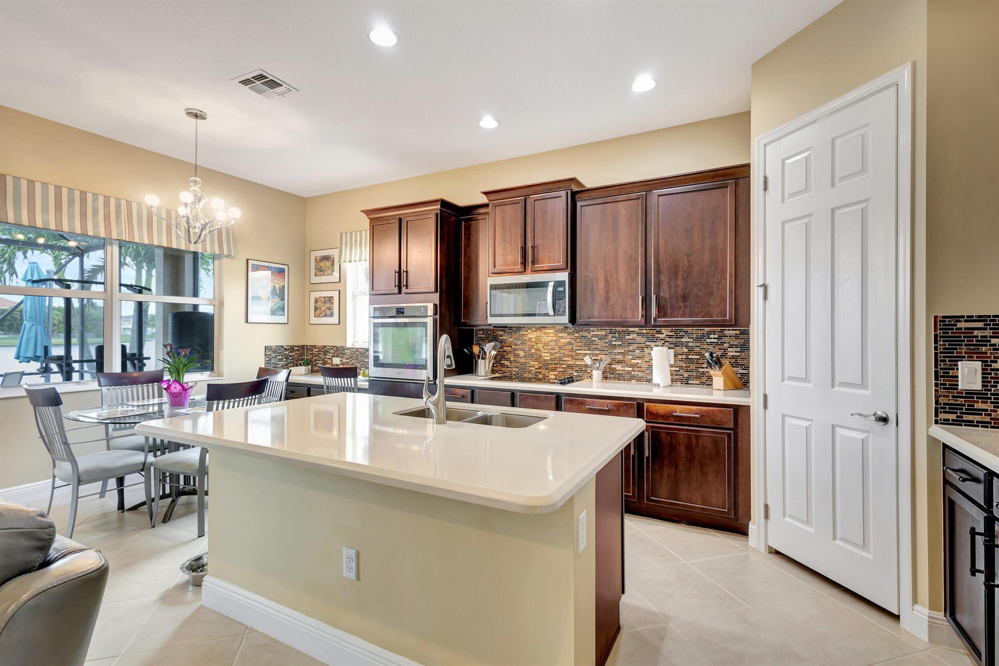 PORTOSOL - Residential