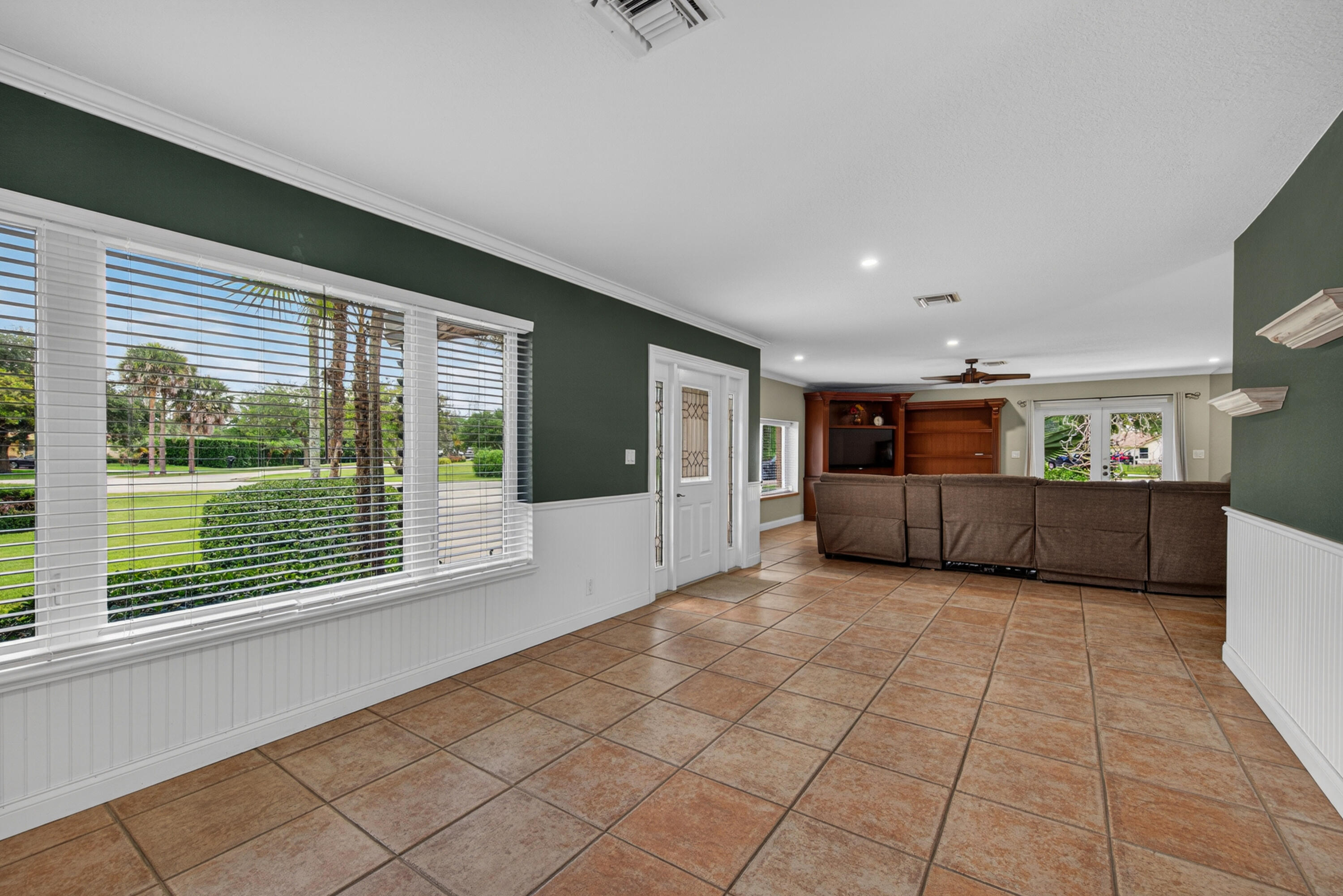 D & M ACRES - Residential