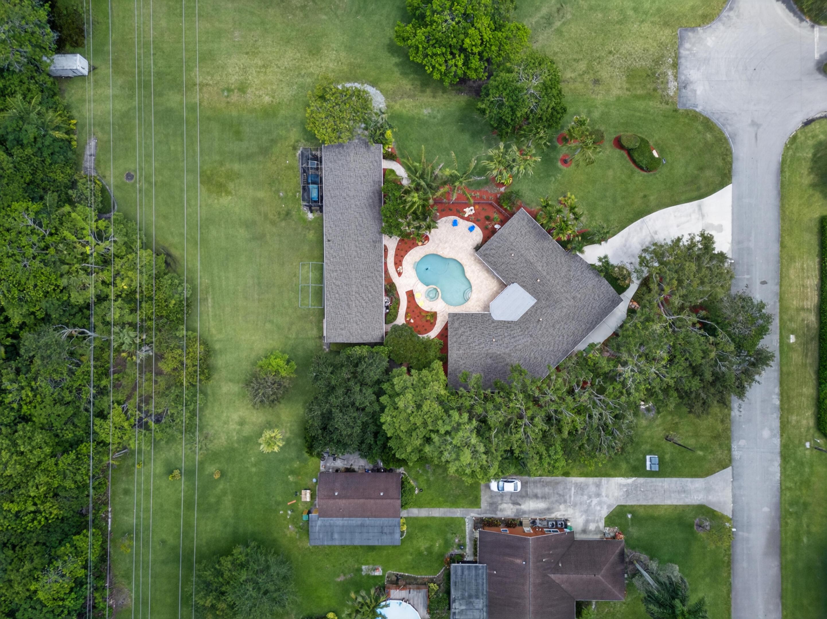 D & M ACRES - Residential