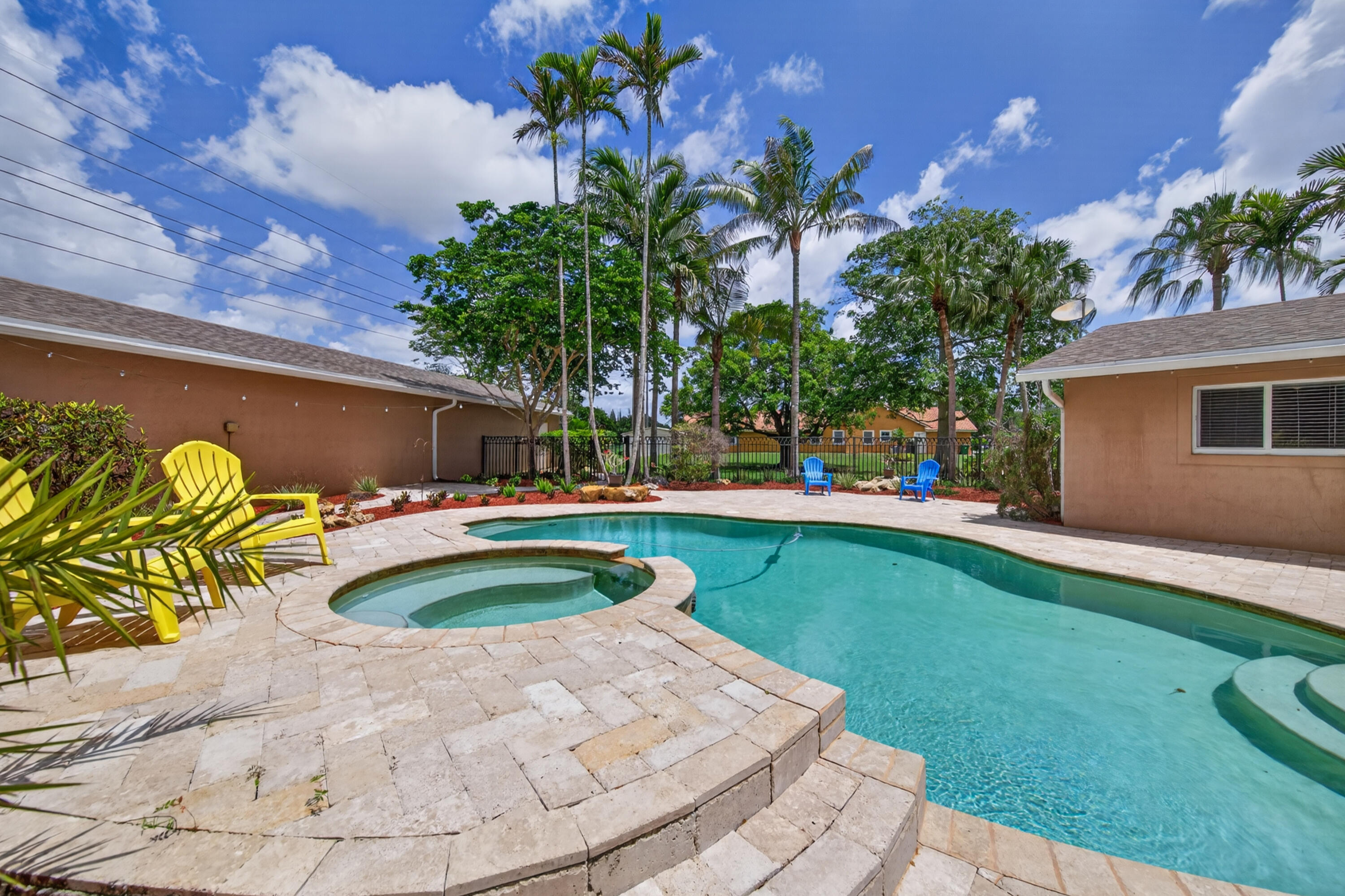 D & M ACRES - Residential