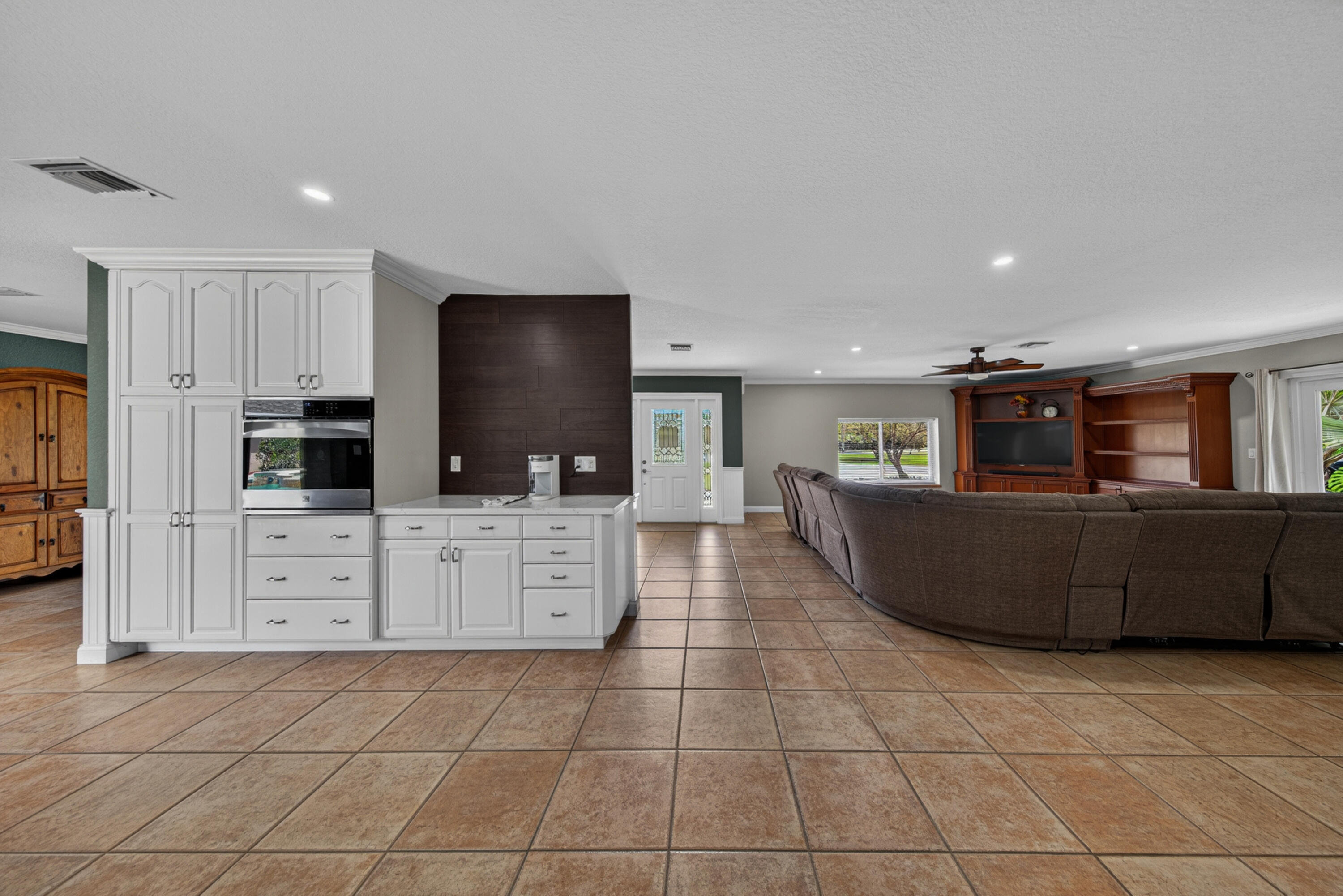 D & M ACRES - Residential