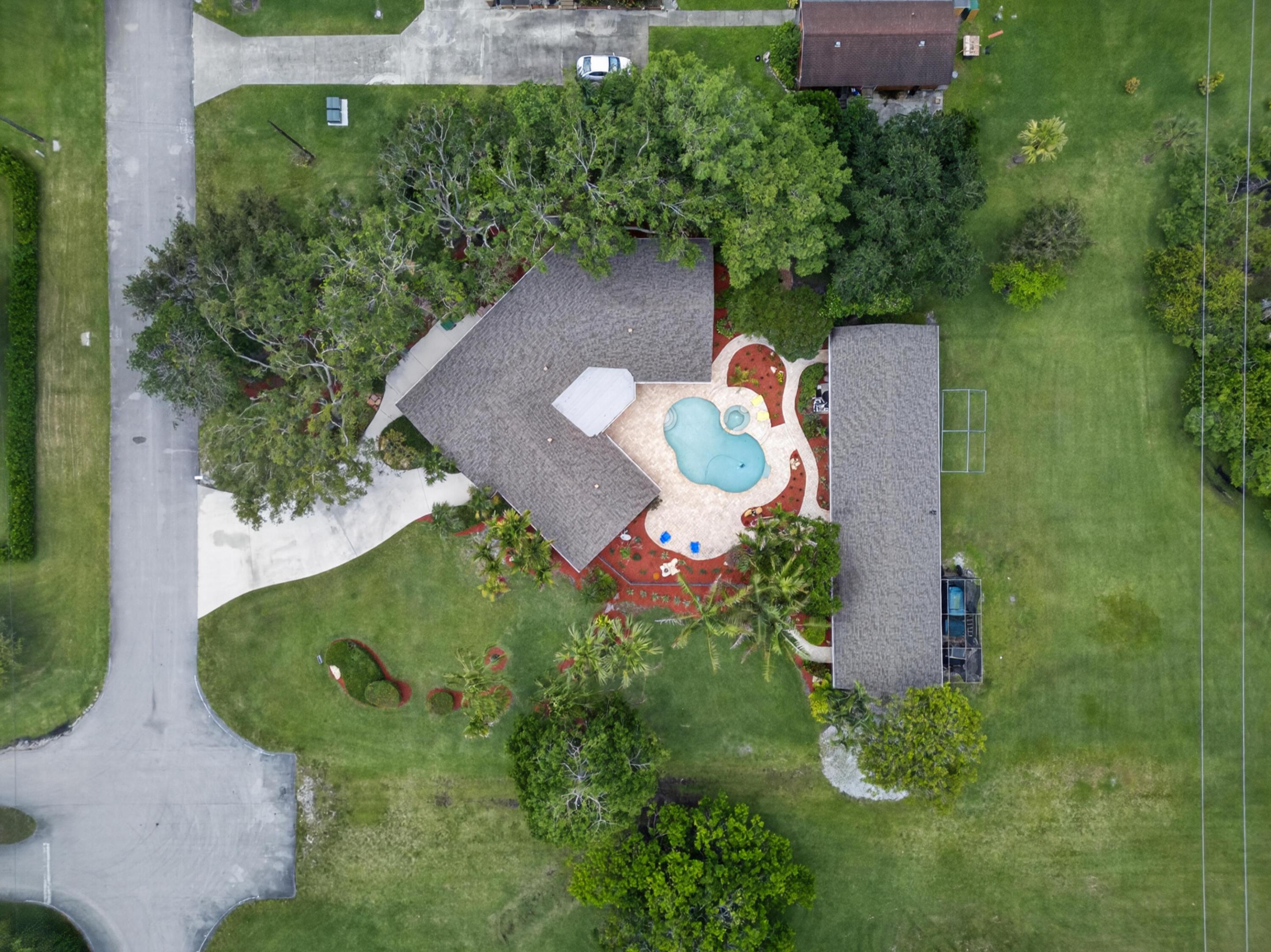 D & M ACRES - Residential
