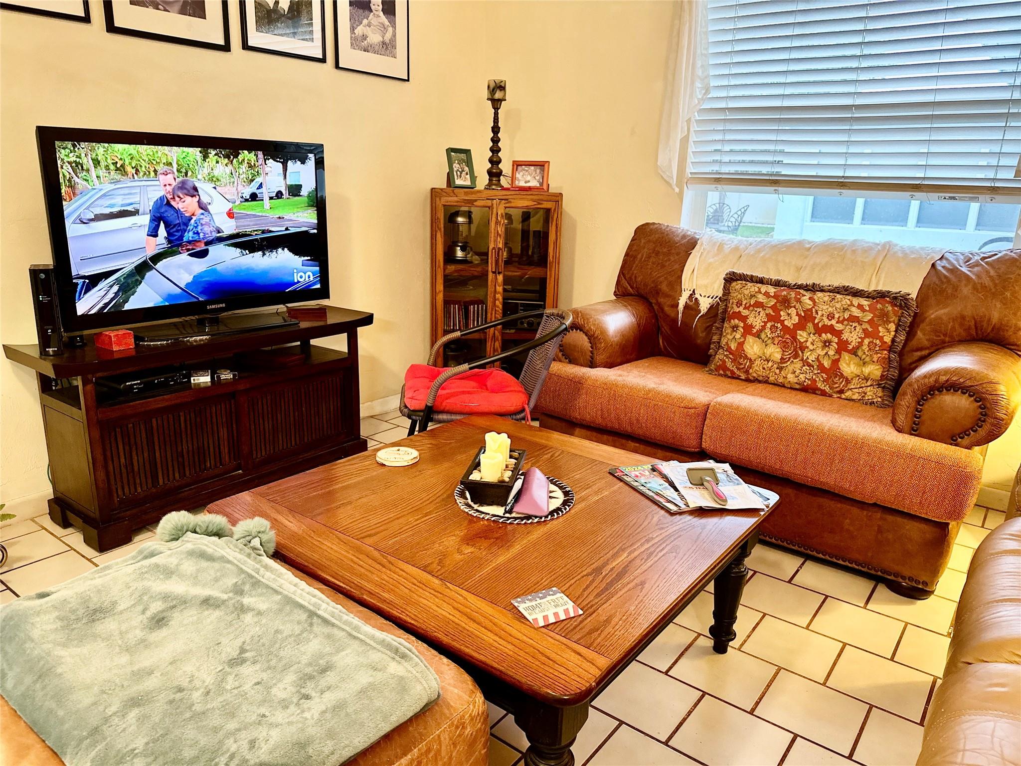 Lloyd Estates 25-47 B - Residential