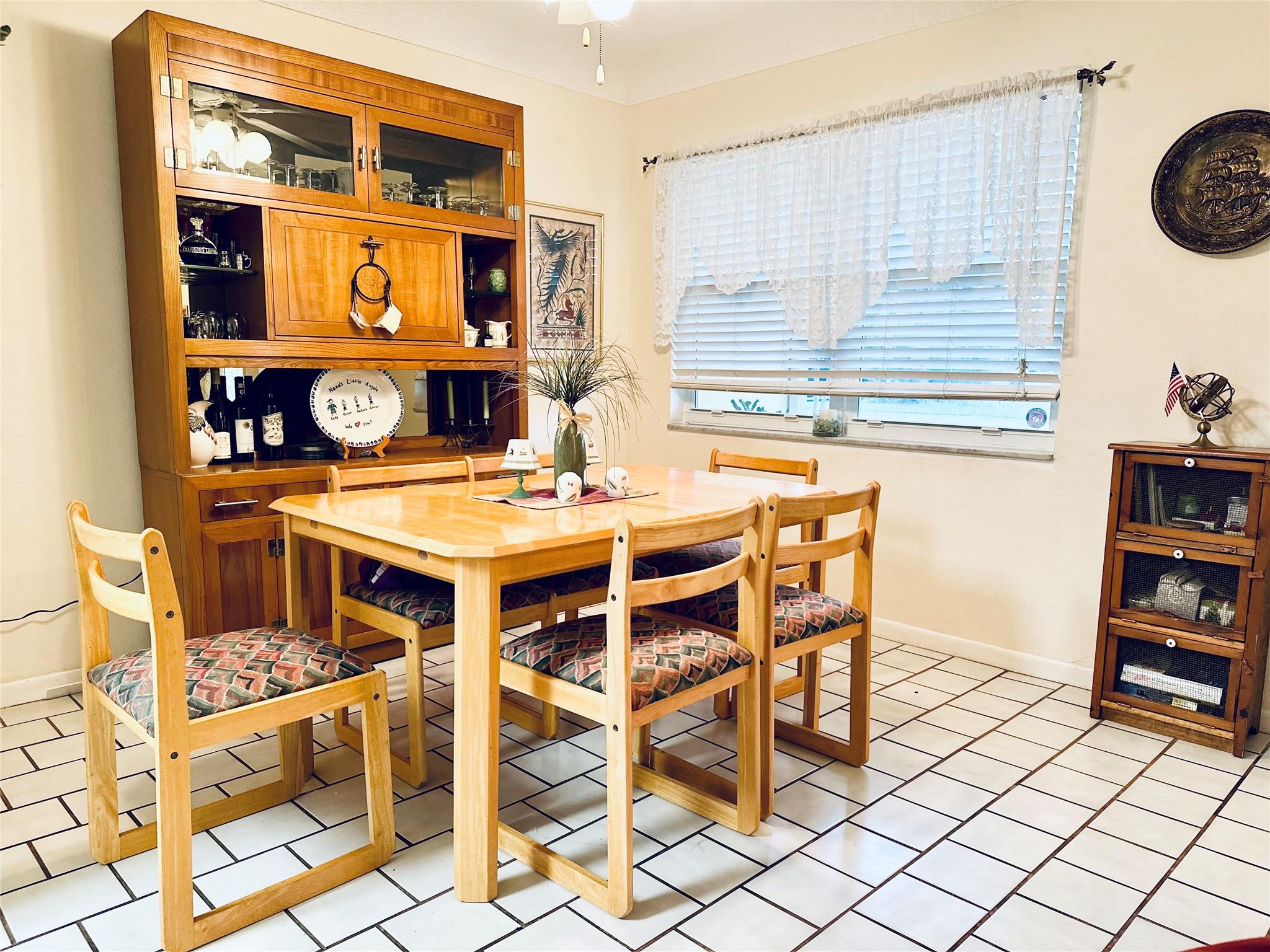 Lloyd Estates 25-47 B - Residential