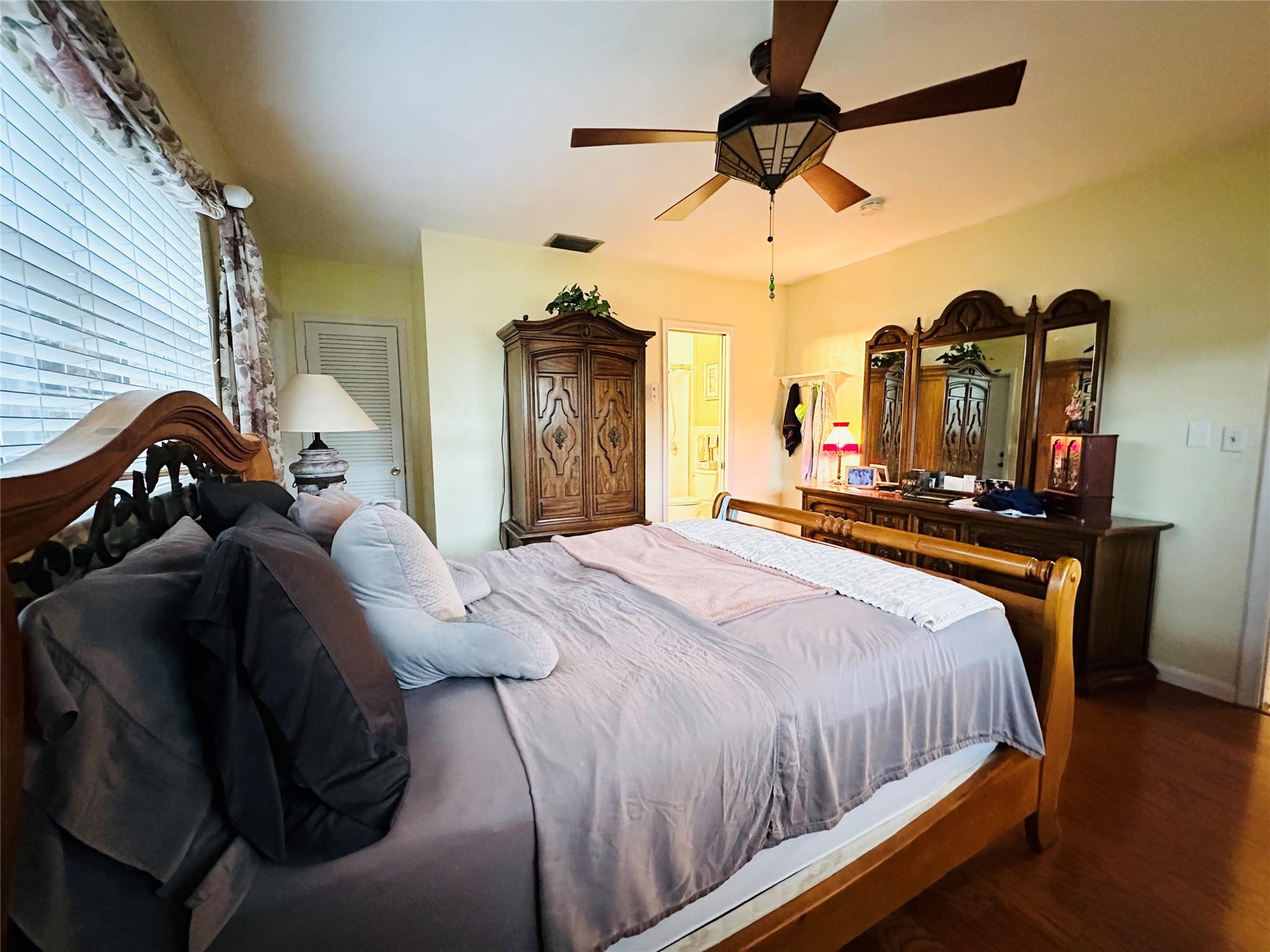 Lloyd Estates 25-47 B - Residential