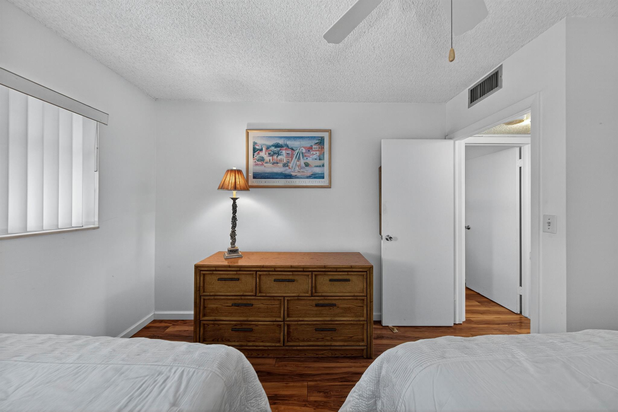 HAMPTON GARDENS 3 CONDO - Residential Lease