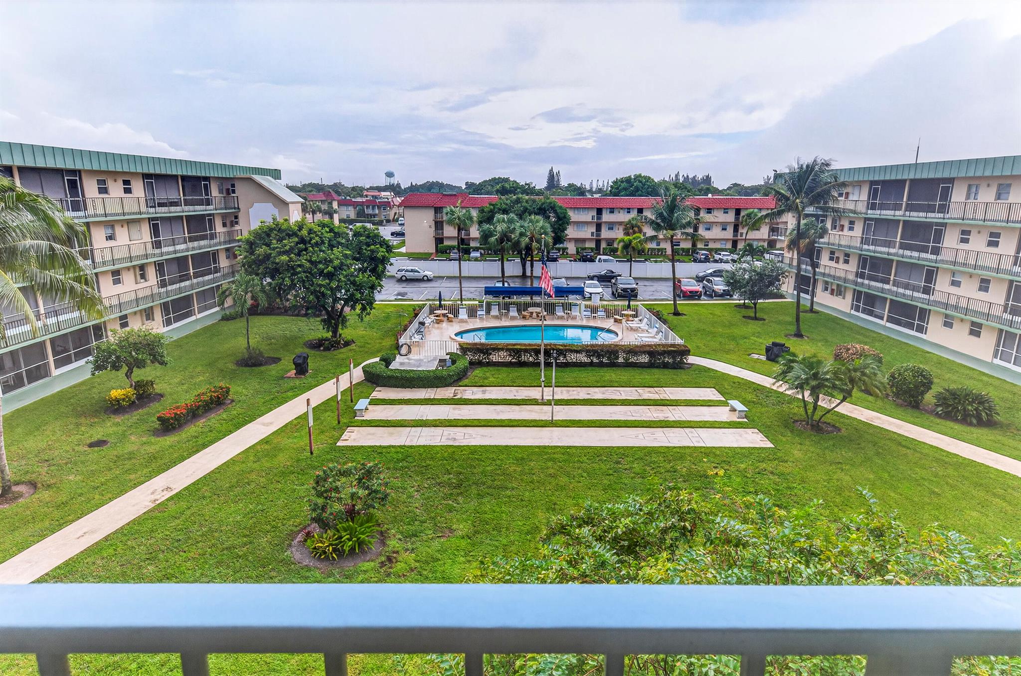 HAMPTON GARDENS 3 CONDO - Residential Lease