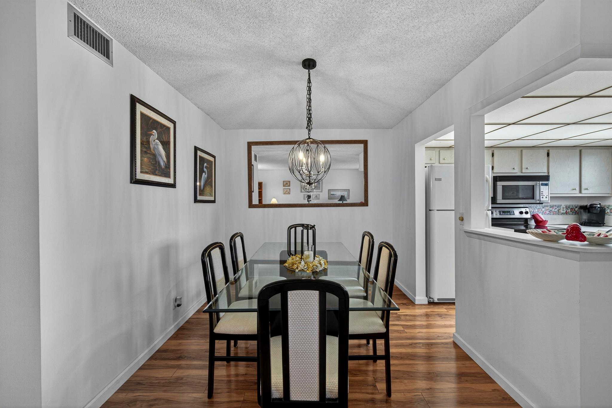 HAMPTON GARDENS 3 CONDO - Residential Lease