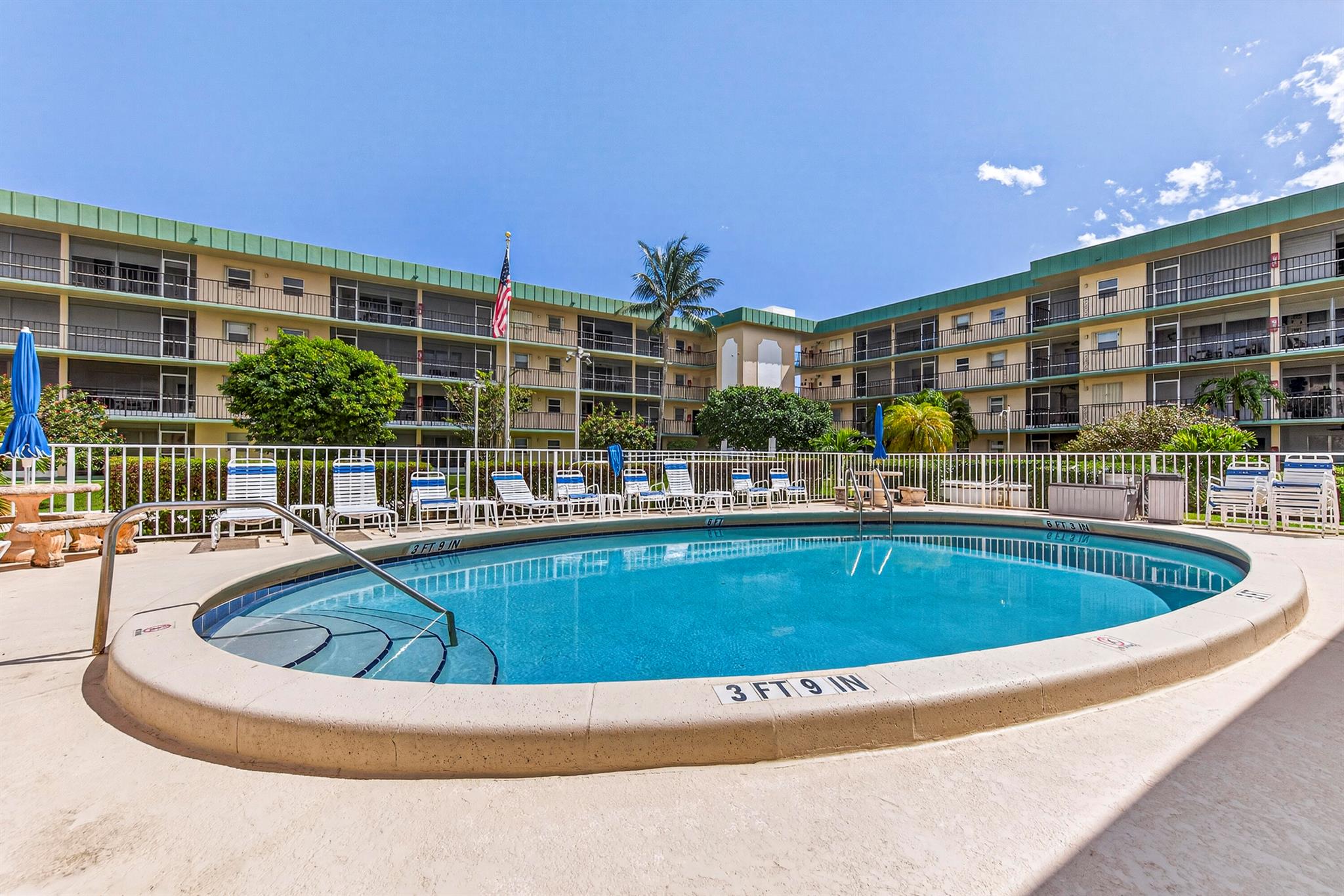 HAMPTON GARDENS 3 CONDO - Residential Lease