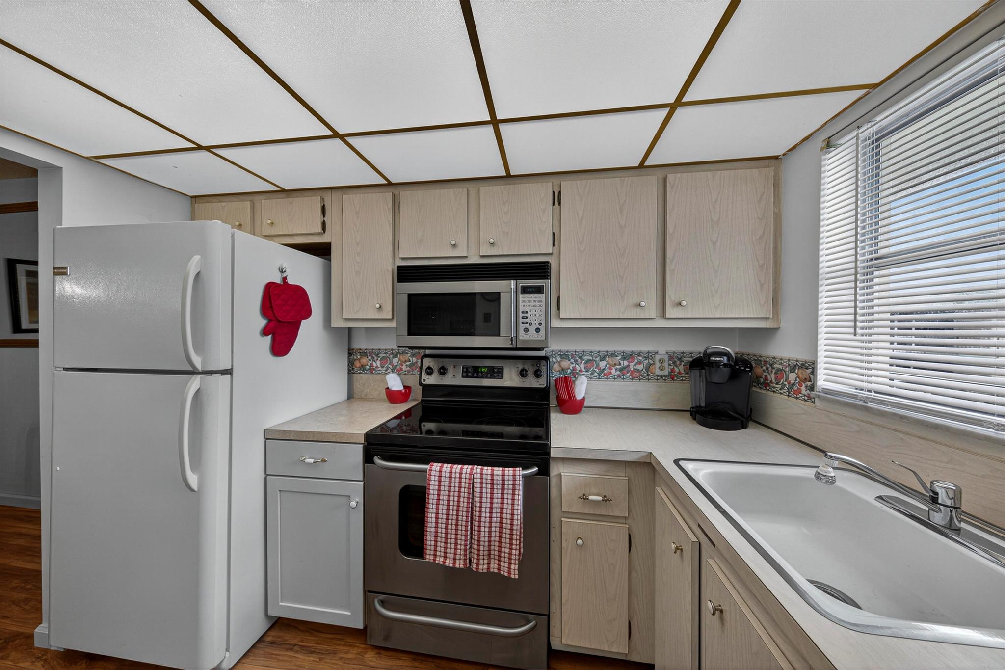 HAMPTON GARDENS 3 CONDO - Residential Lease