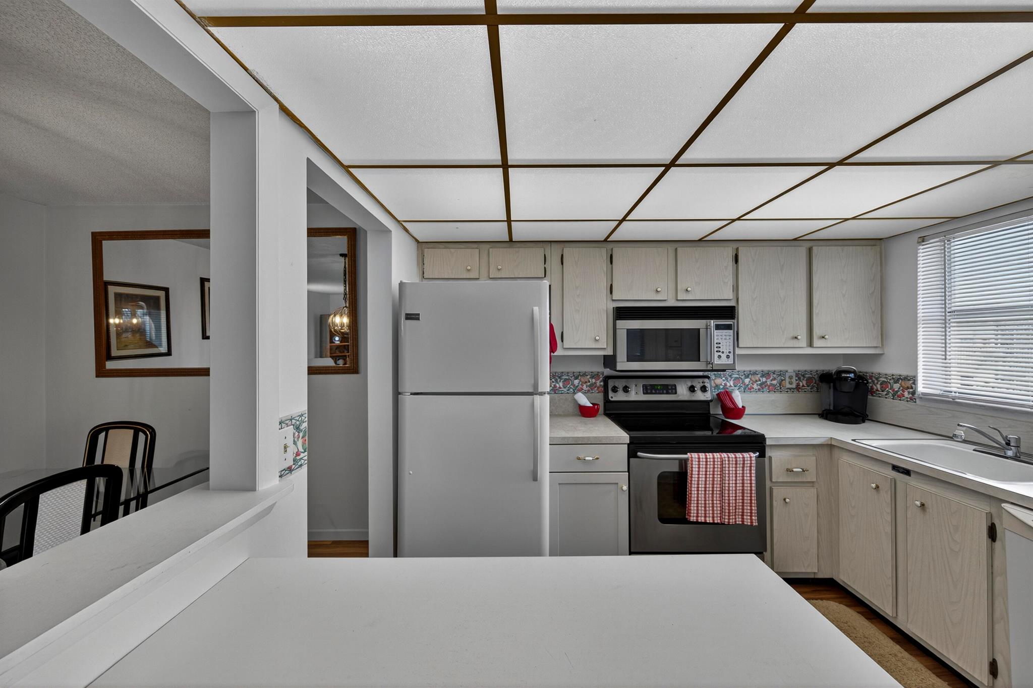 HAMPTON GARDENS 3 CONDO - Residential Lease