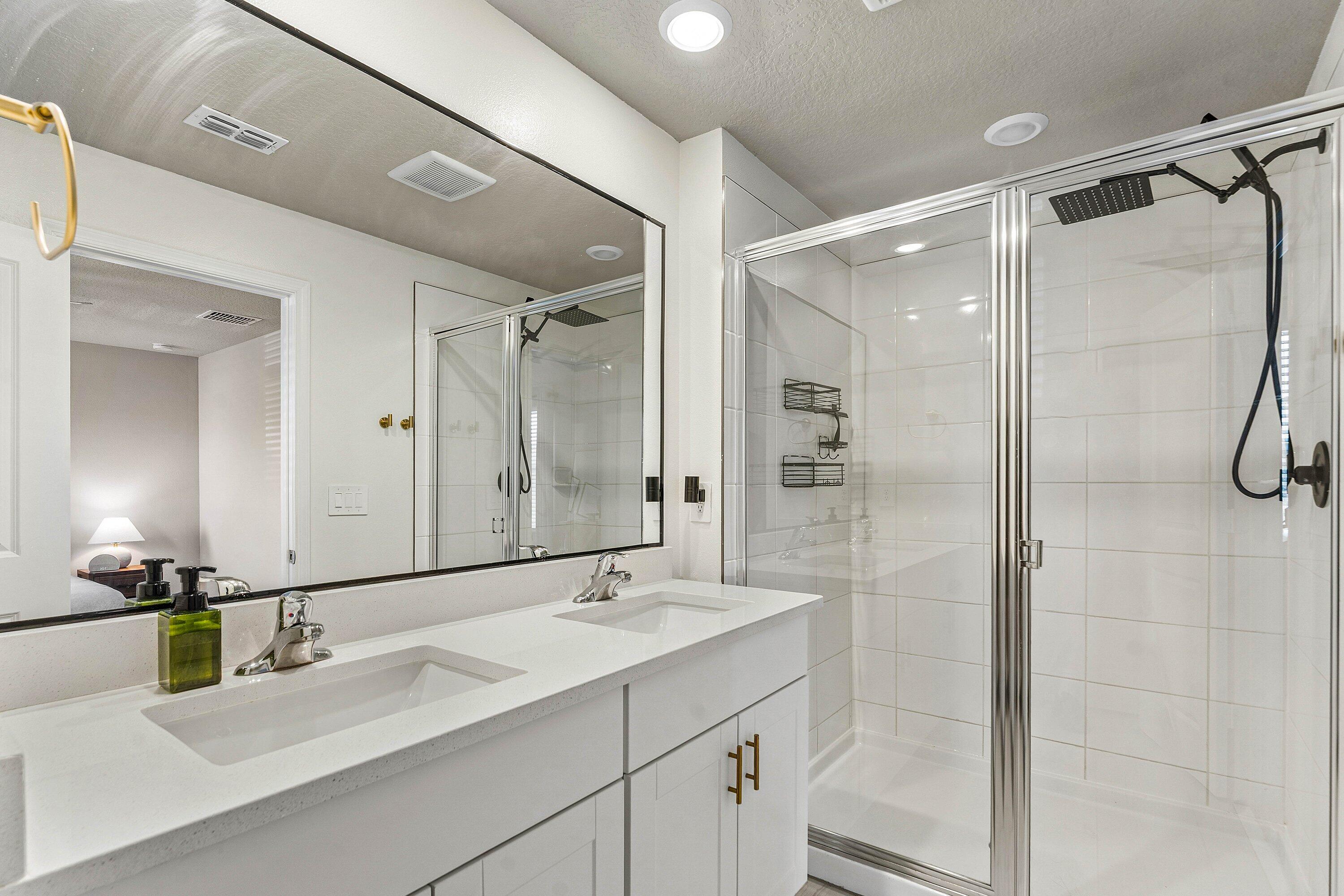 EDGEWATER POINTE - Residential