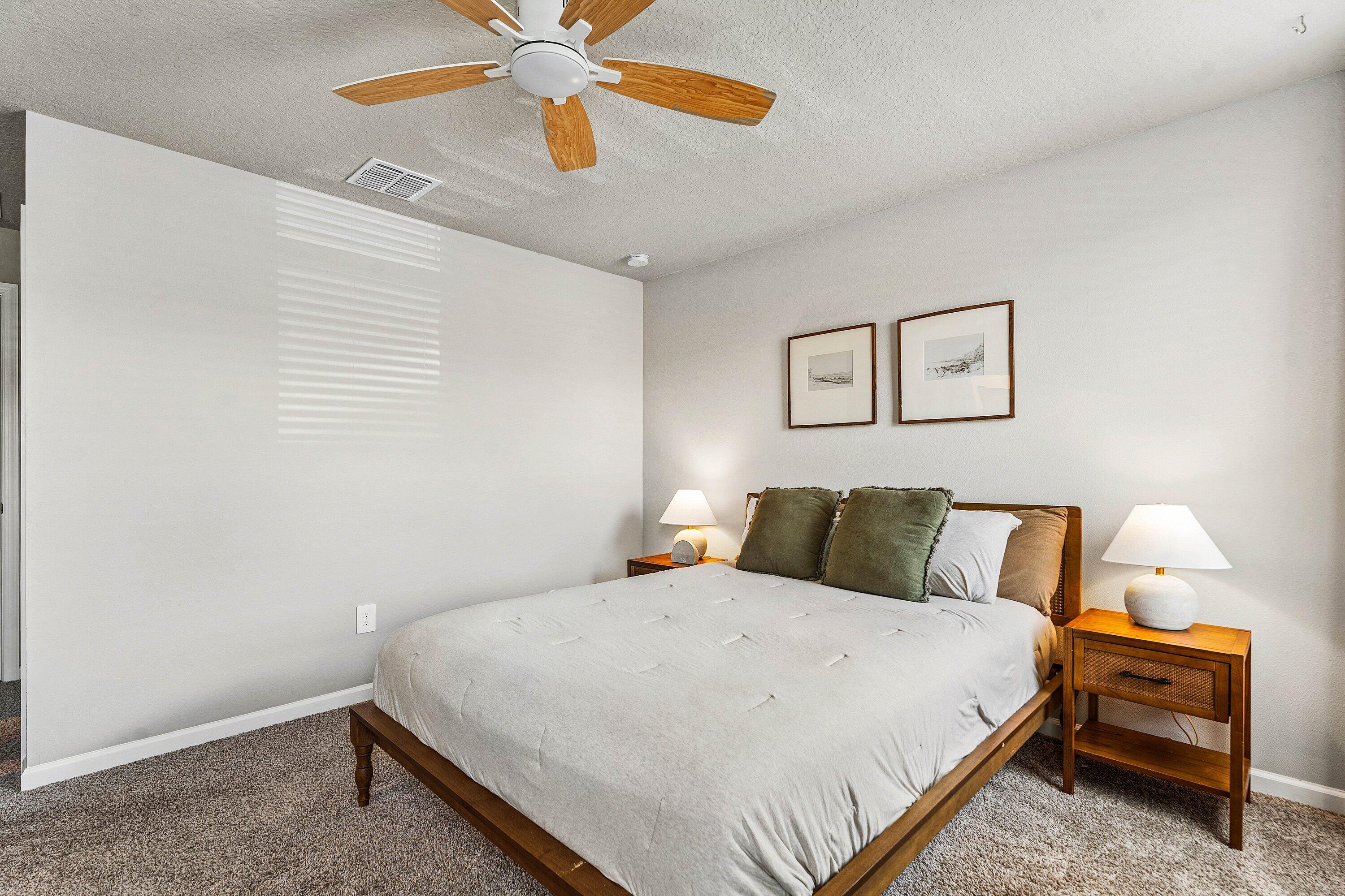 EDGEWATER POINTE - Residential