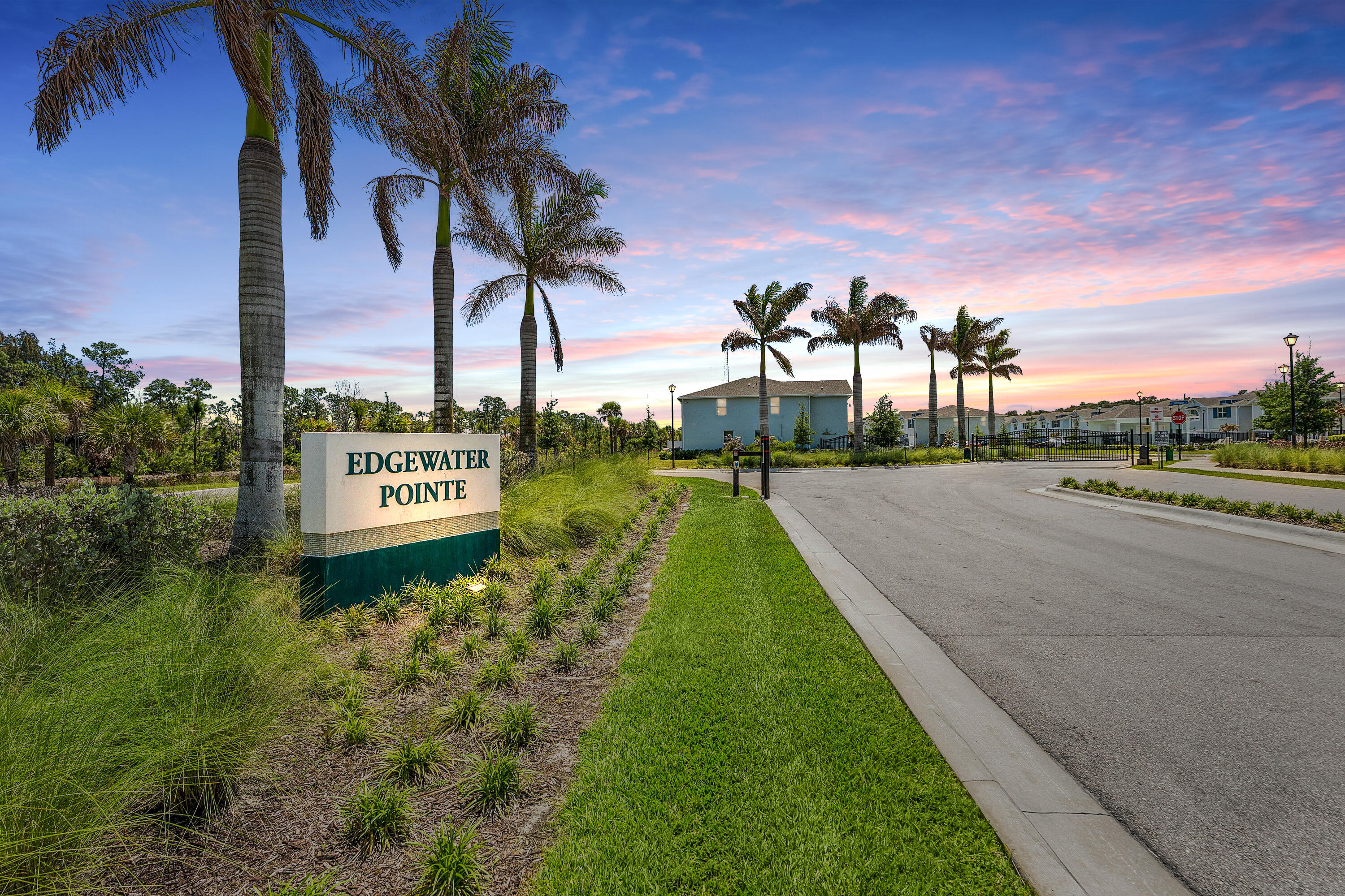 EDGEWATER POINTE - Residential