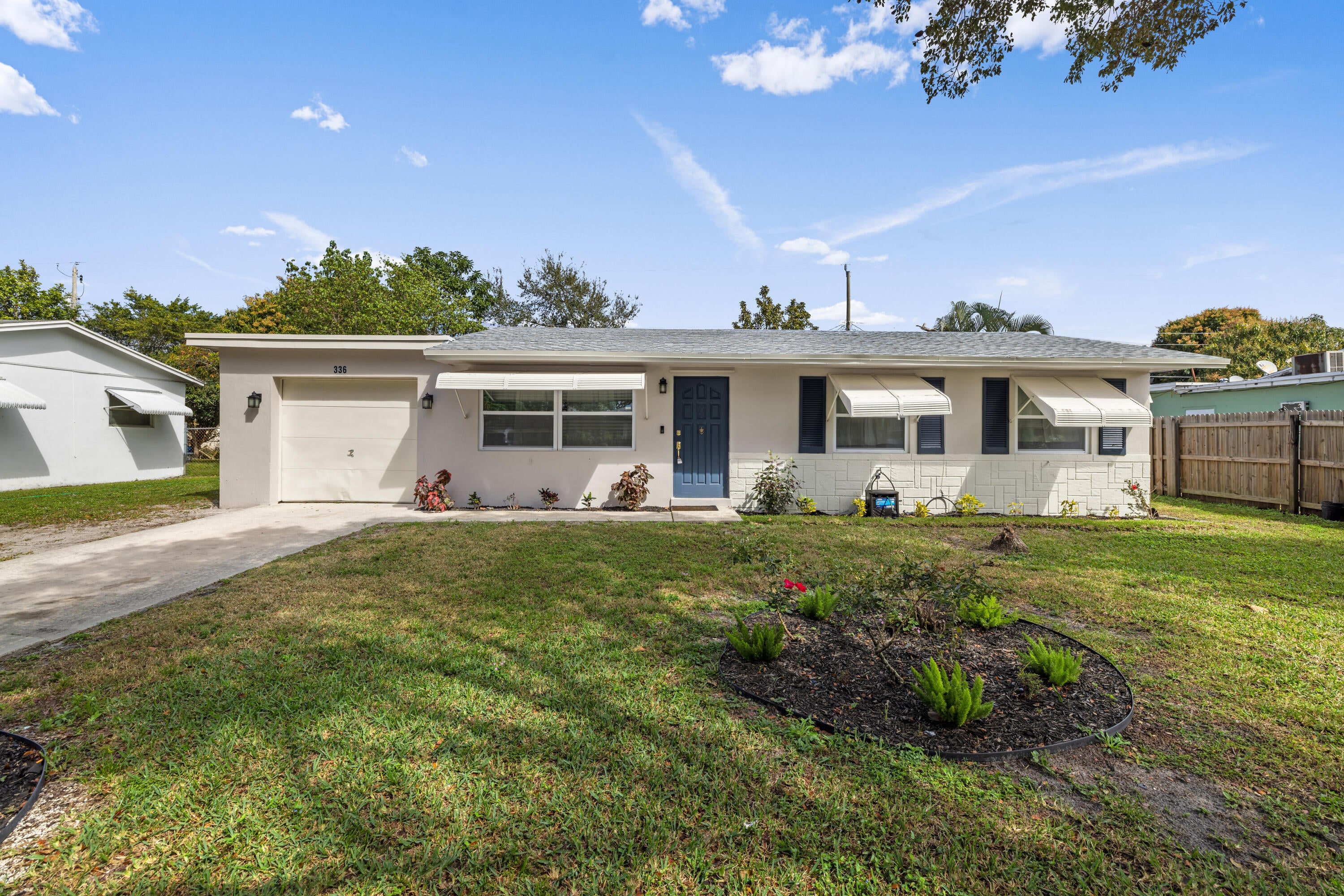 336 S CHILLINGWORTH Drive