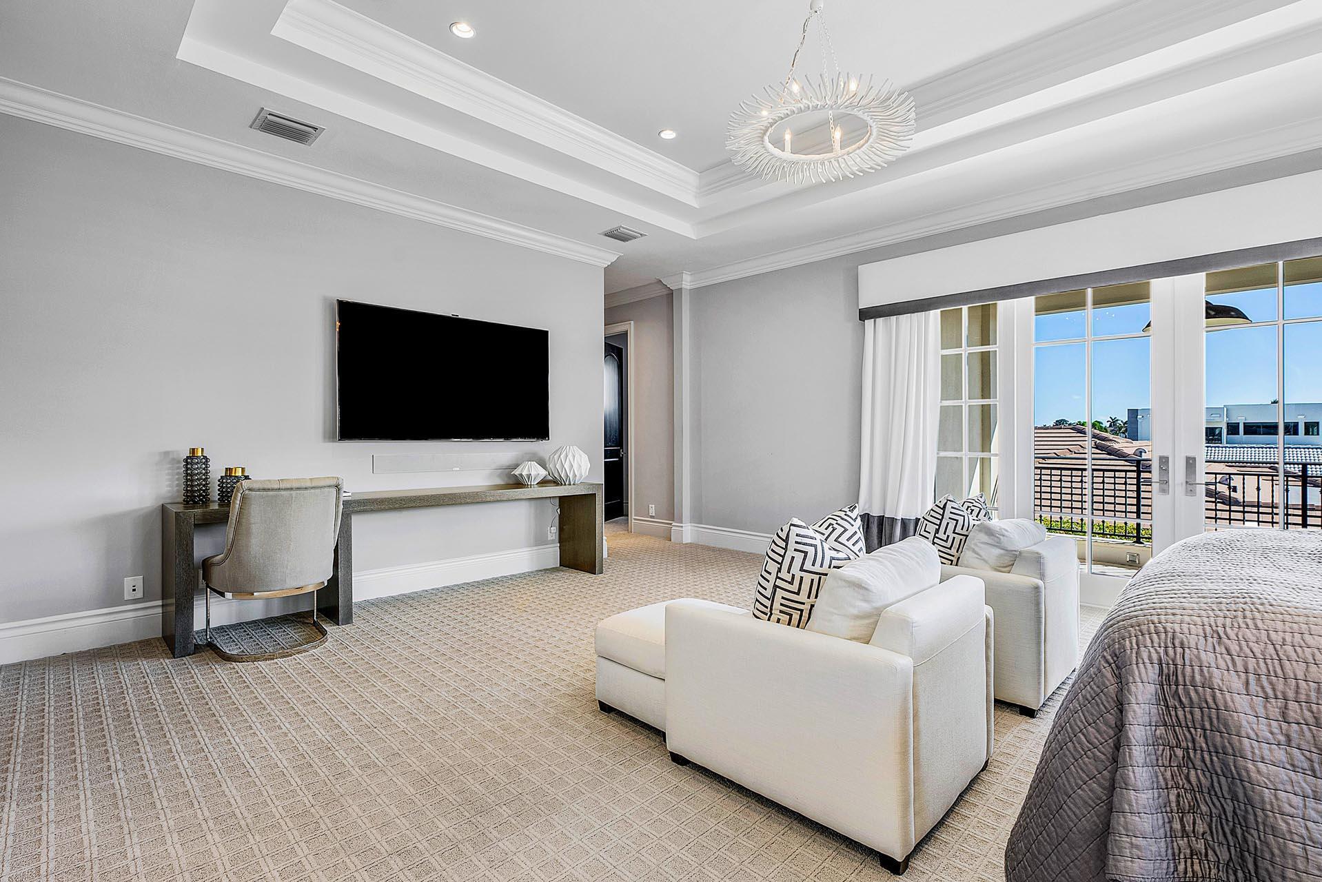 ROYAL PALM YACHT & COUNTR - Residential