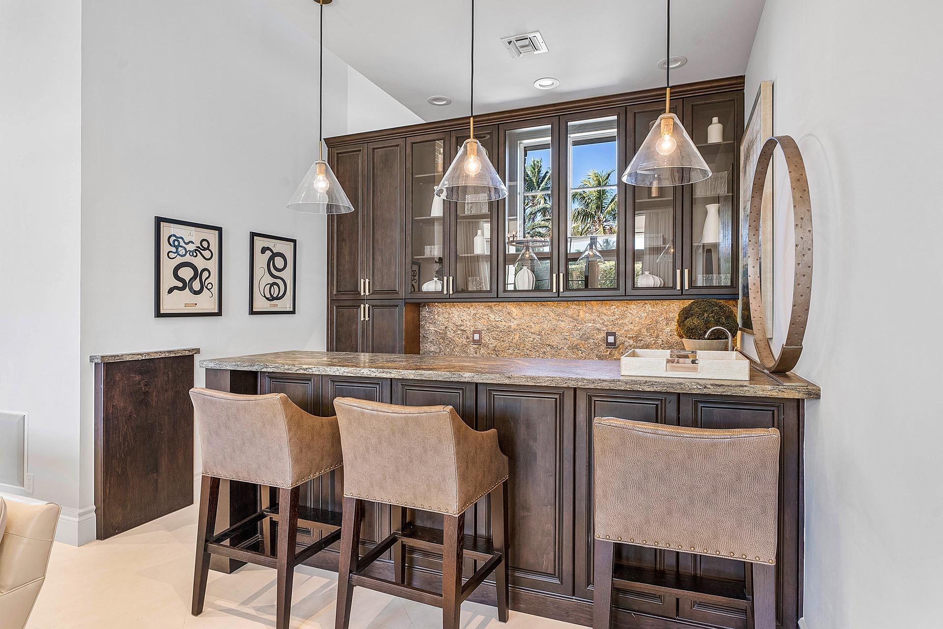 ROYAL PALM YACHT & COUNTR - Residential