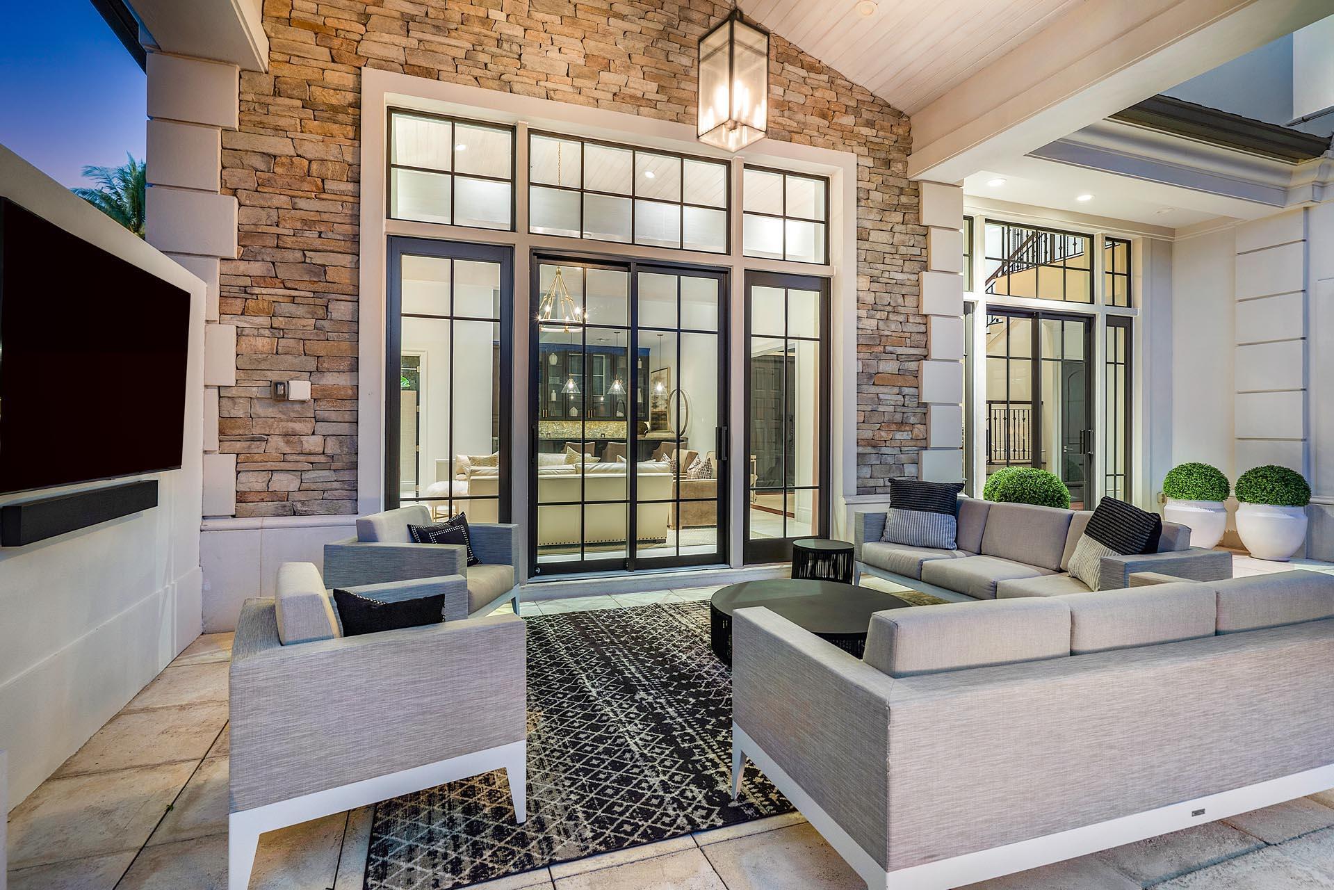 ROYAL PALM YACHT & COUNTR - Residential