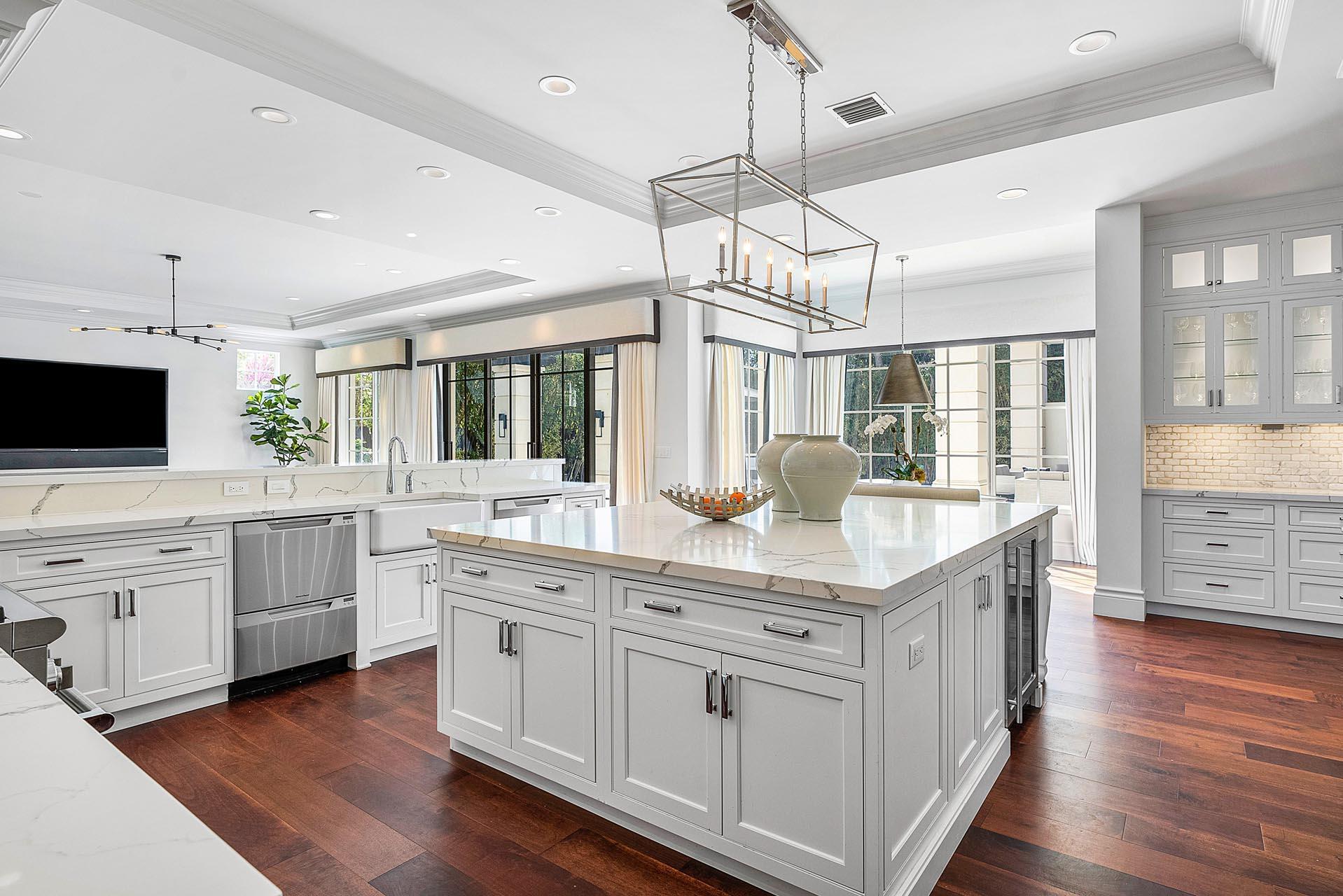 ROYAL PALM YACHT & COUNTR - Residential