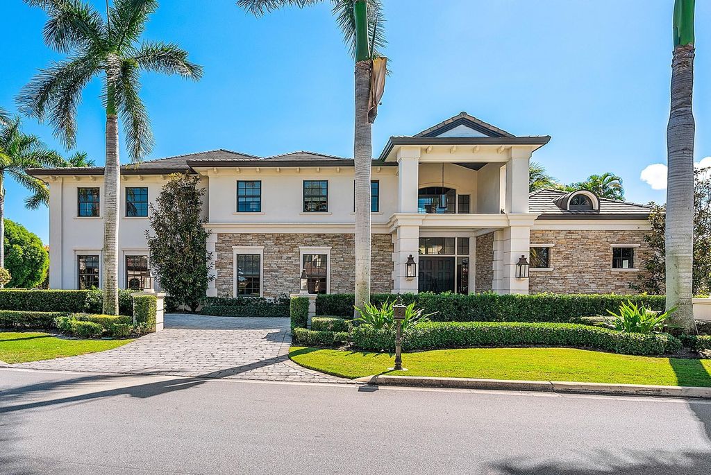 Photo of 430 Royal Palm Way, Boca Raton, FL 33432 (MLS # R10868887)