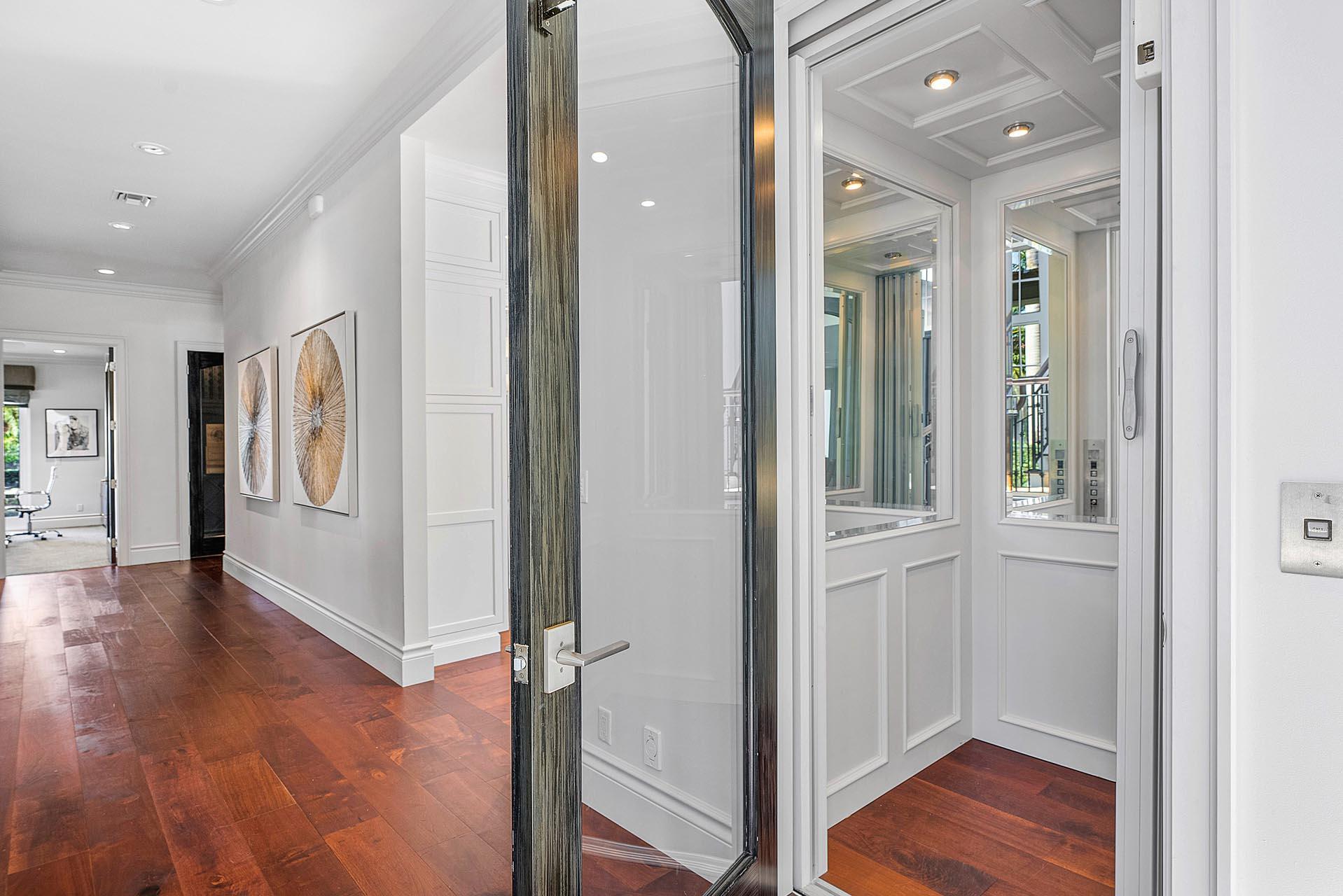 ROYAL PALM YACHT & COUNTR - Residential