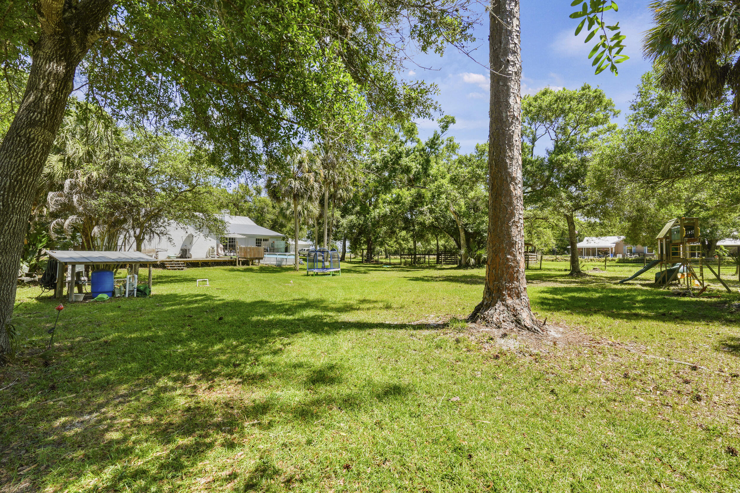 METES AND BOUNDS - Residential