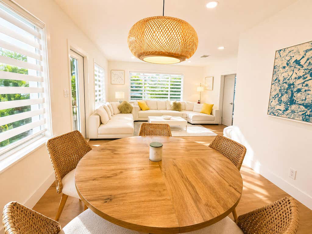 Photo of 800 SE 11TH Court, Fort Lauderdale, FL 33316 (MLS # B26063251)