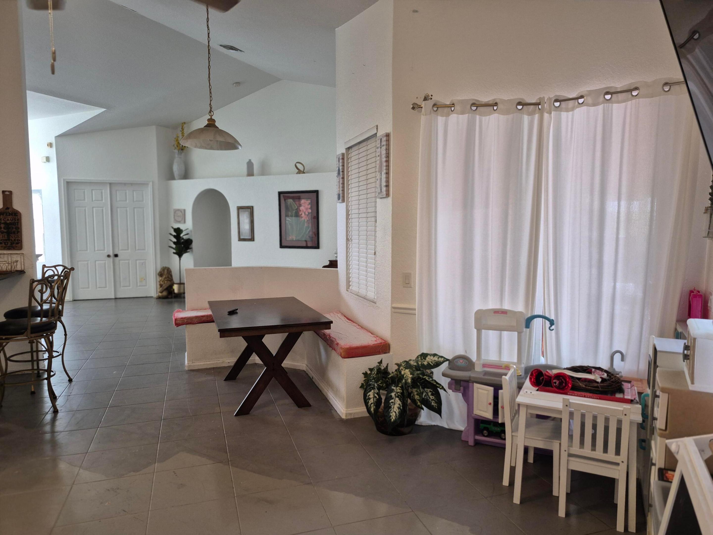 Port St Lucie Sec 27 - Residential