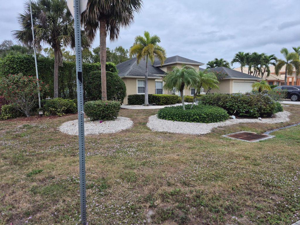 Photo of 791 SW Dolores Avenue, Port Saint Lucie, FL 34983 (MLS # R11154071)