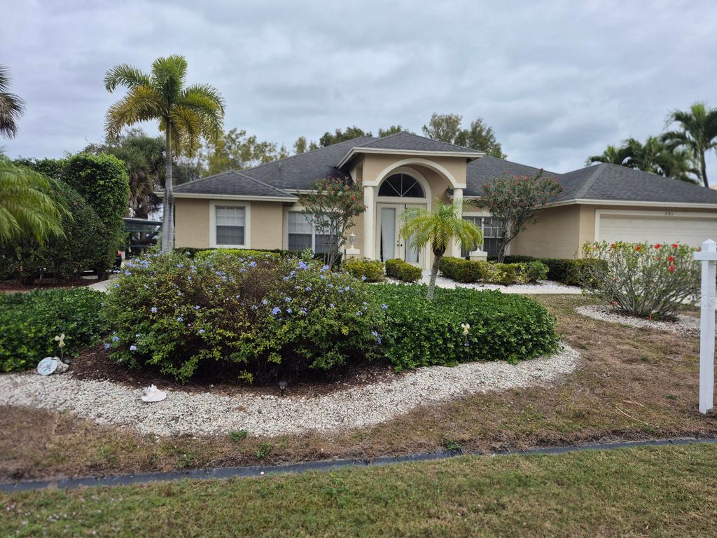 Photo of 791 SW Dolores Avenue, Port Saint Lucie, FL 34983 (MLS # R11154071)