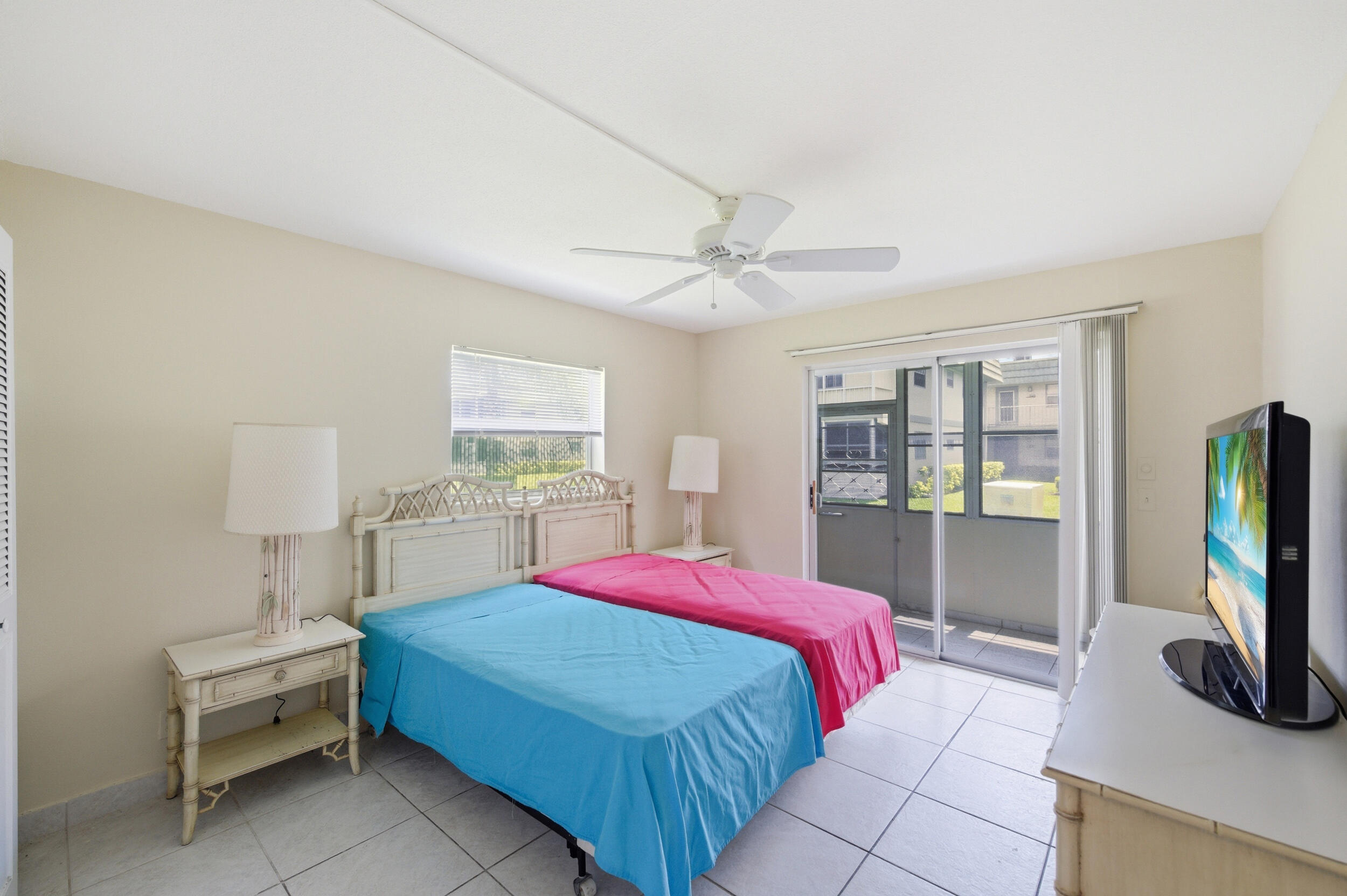 KINGS POINT - Residential