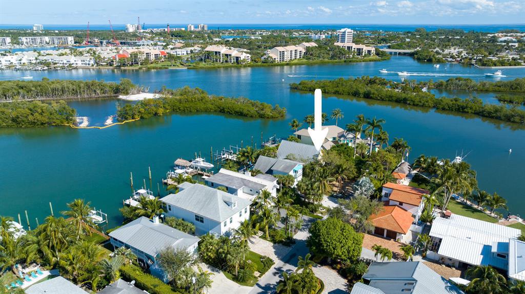 YACHT CLUB ESTATES - Residential