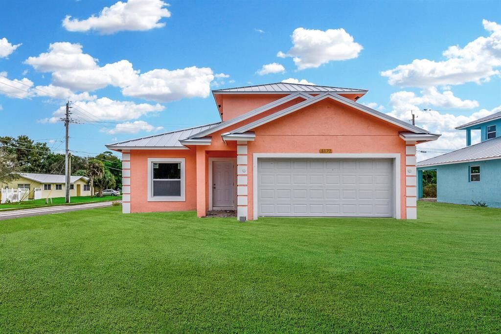 Photo of 3172 SE Clayton Street, Stuart, FL 34997 (MLS # R10673707)