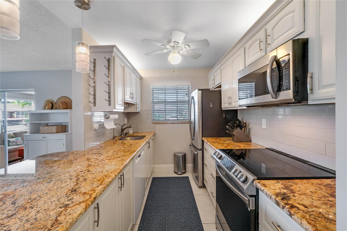 HIGH POINT OF DELRAY - Residential