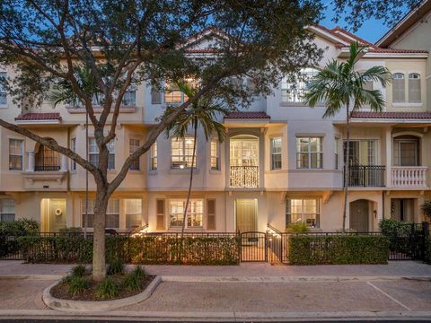 2305 Amalfi Way Palm Beach Gardens FL 33410