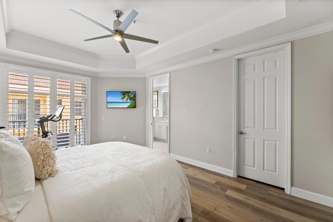 HARBOUR OAKS - Residential