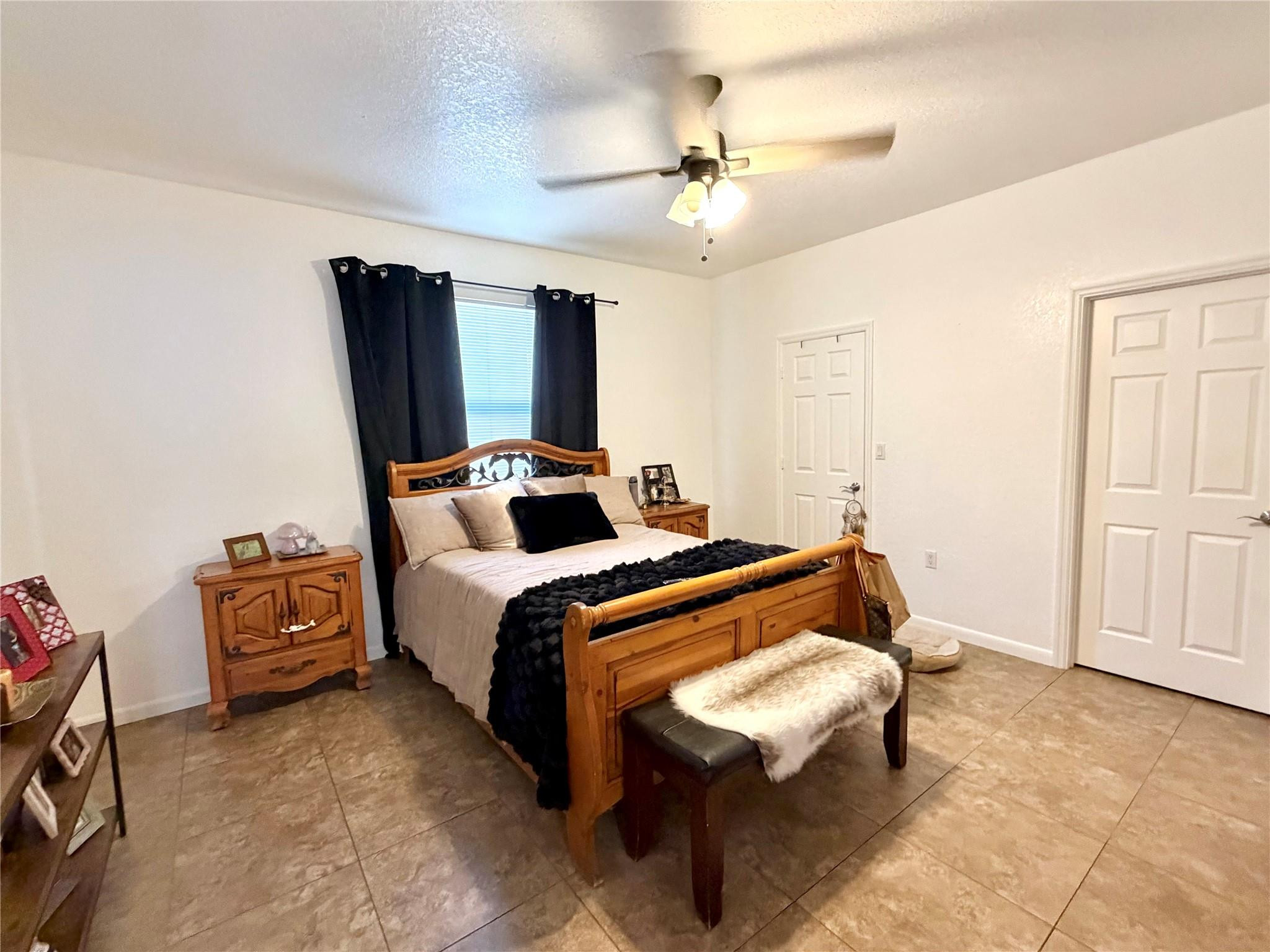 Dania Heights 3-22 B - Residential