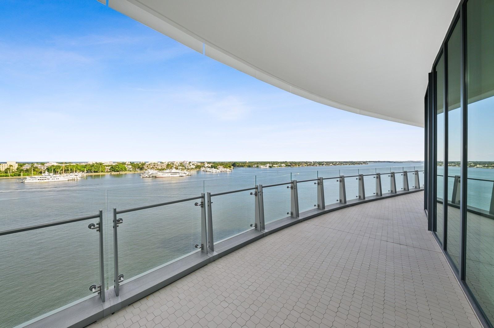 BRISTOL CONDO - Residential