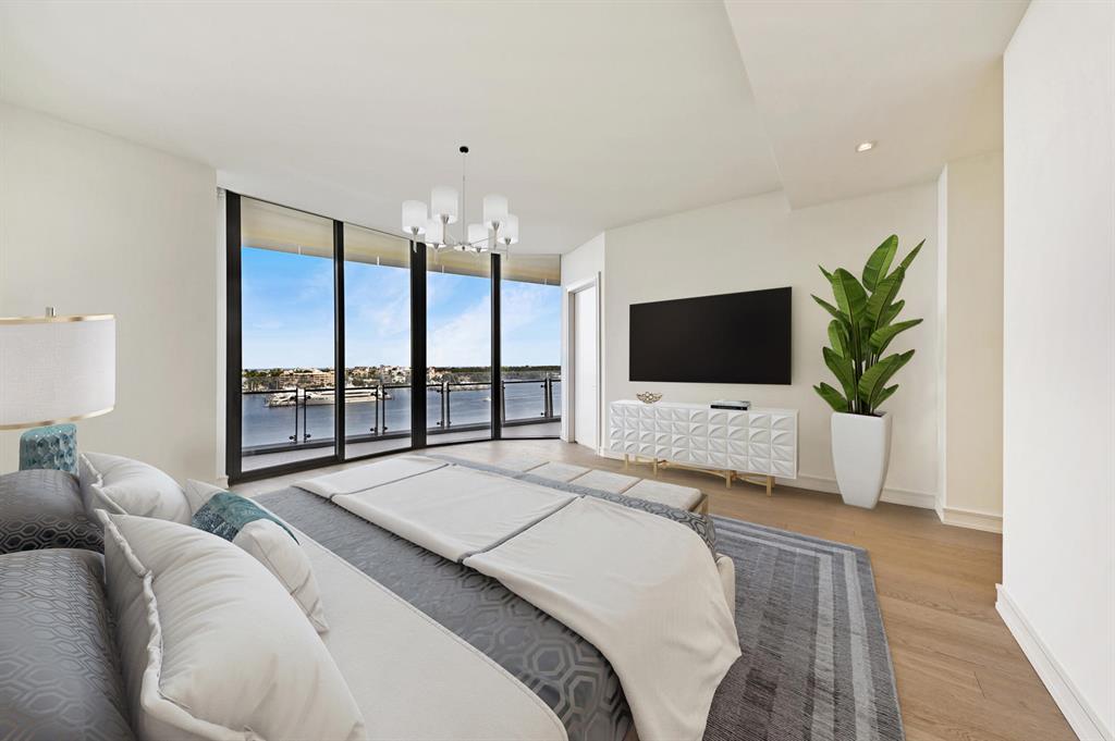 BRISTOL CONDO - Residential