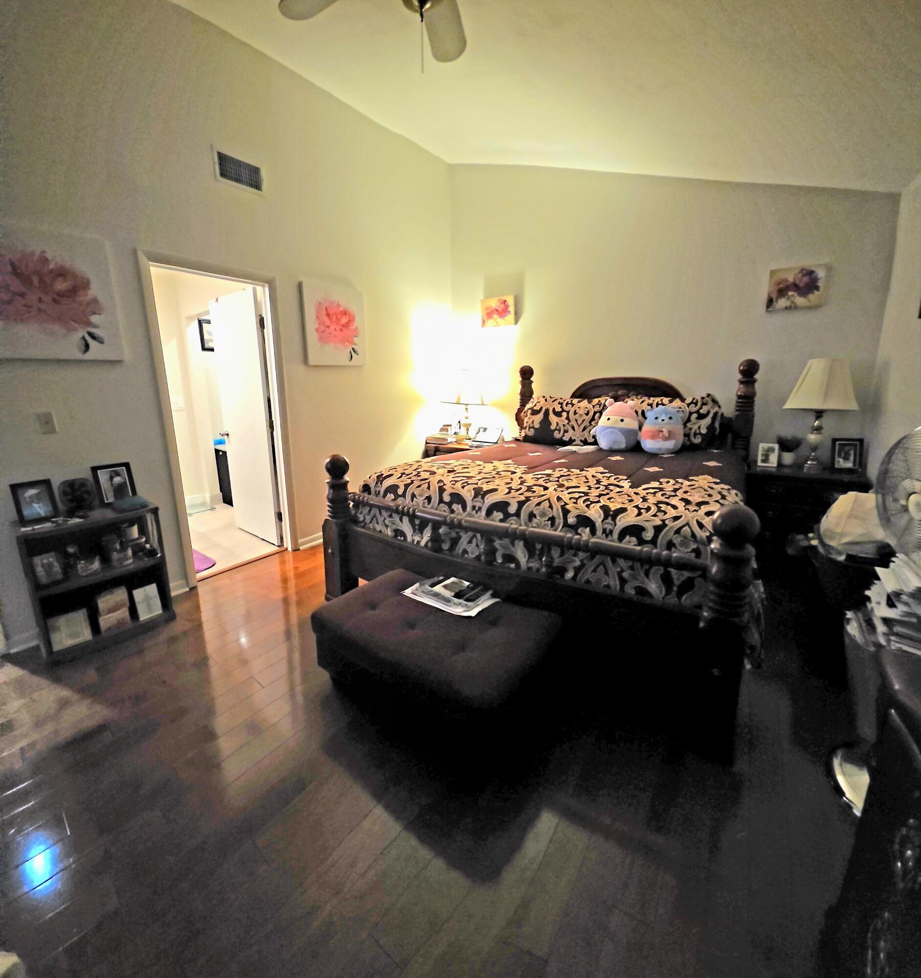 WALDEN POND - Residential