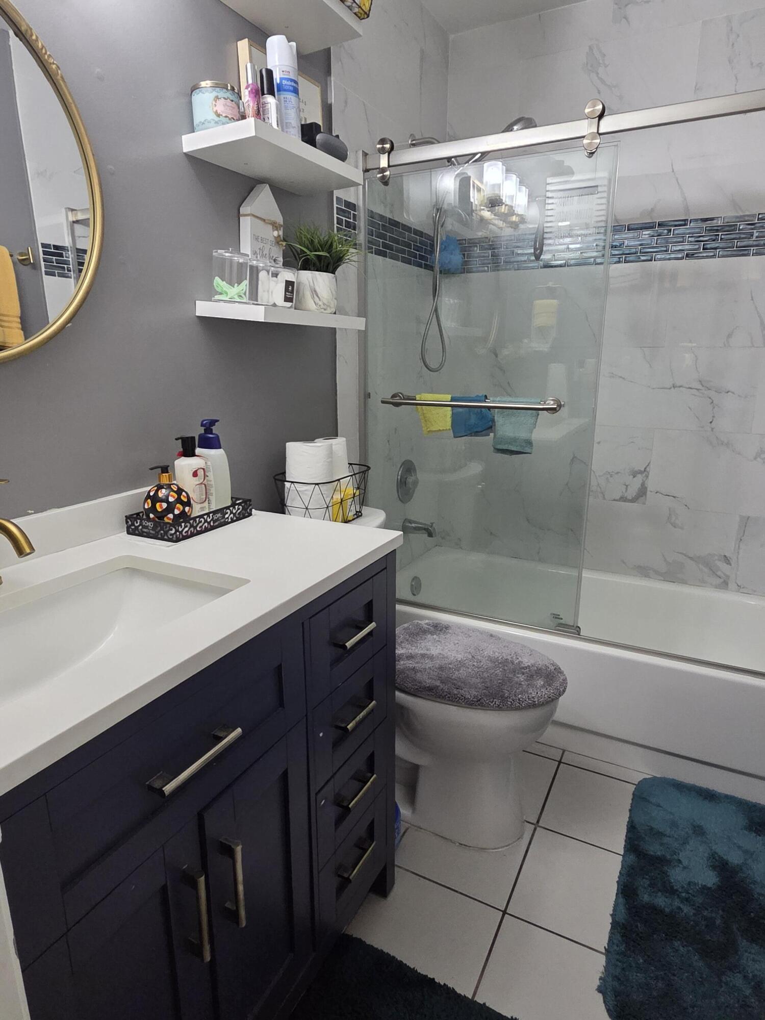 WALDEN POND - Residential