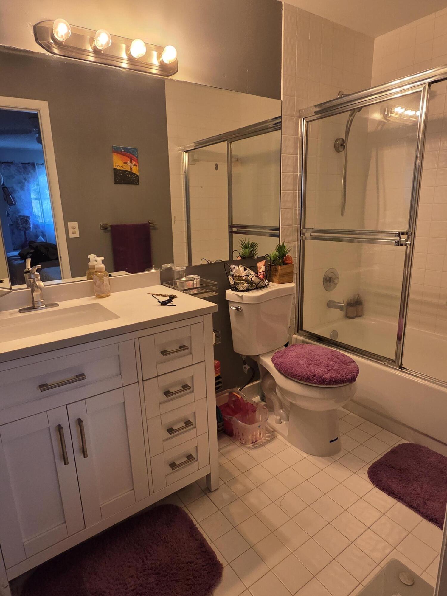 WALDEN POND - Residential